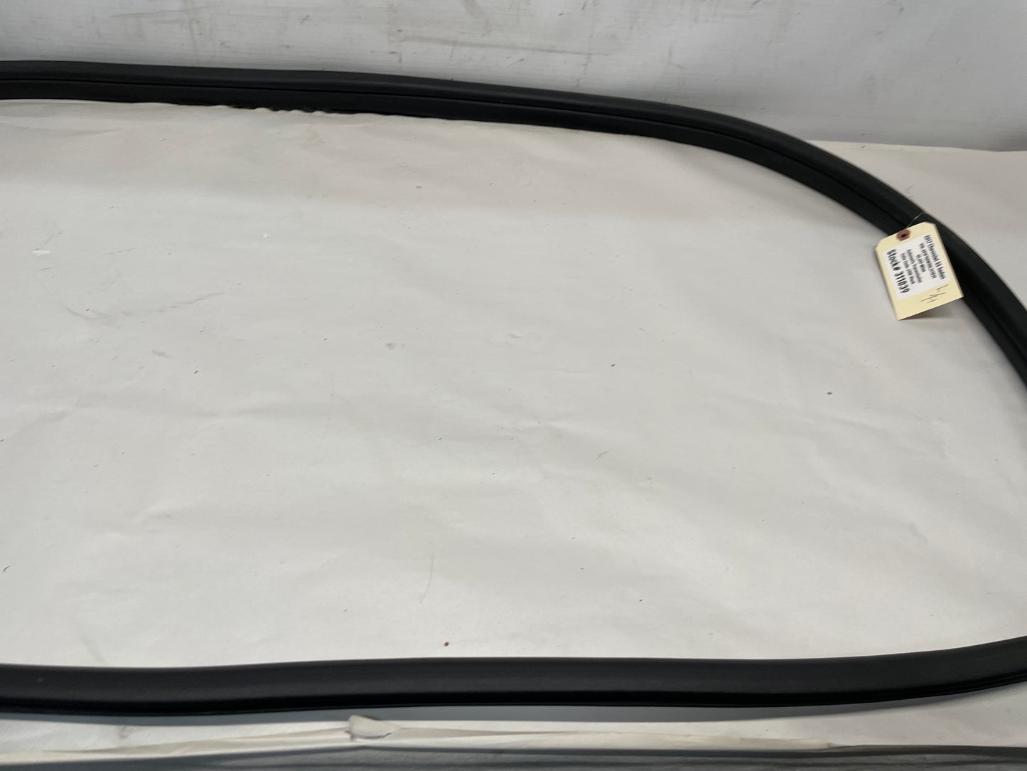 2017 Chevy SS Sedan LH Driver Front Door Rubber Weather Strip OEM - Day's Parts Yard