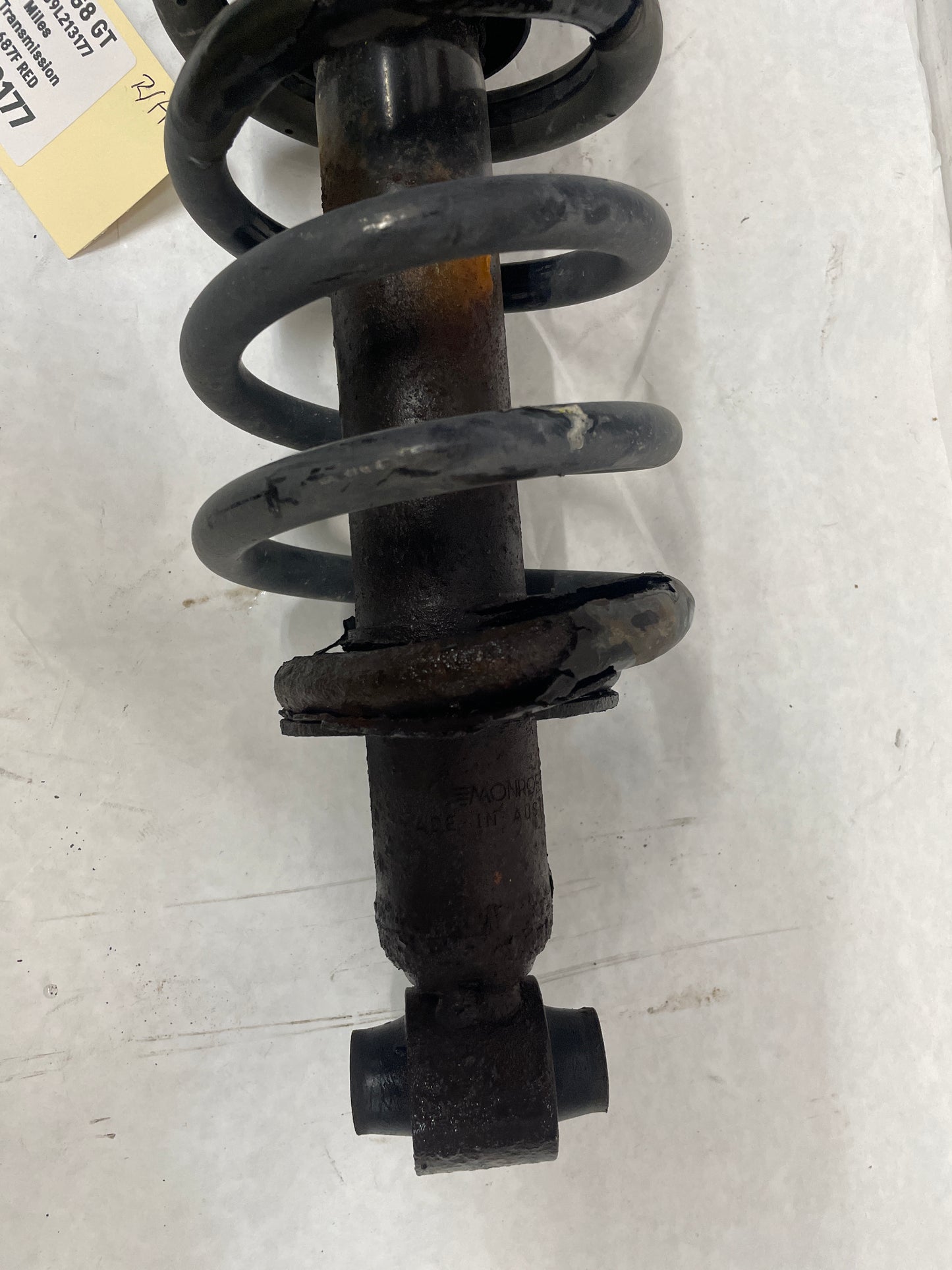 2009 Pontiac G8 GT RH Passenger Rear Suspension Shocks Strut Absorber Assembly OEM