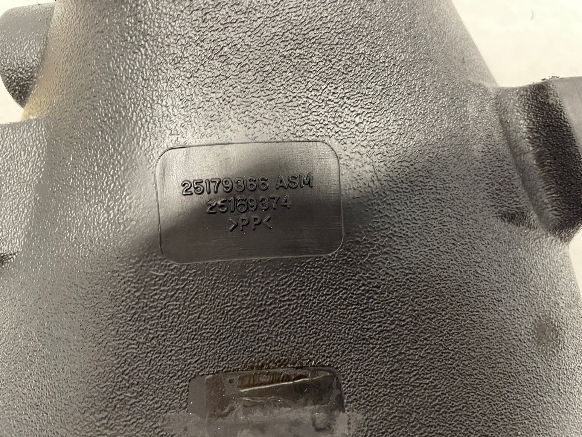 1999 Chevy C5 Corvette Factory OEM Air Cleaner Box Intake Assembly - Day's Parts Yard