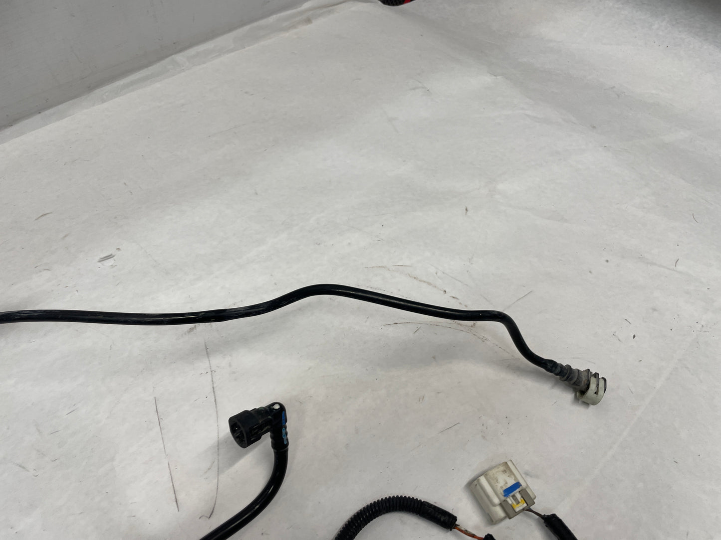 2014 Chevy SS Sedan Fuel Gas Tank Wire Wiring Harness Evap Lines Hoses Tubes OEM