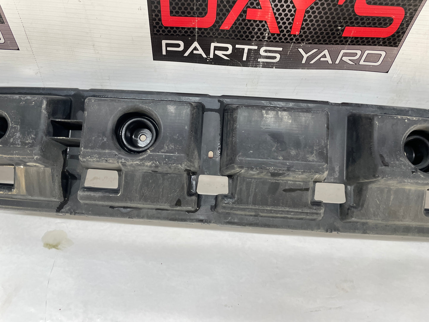 2009 Pontiac G8 GT Rear Bumper Energy Impact Absorber OEM
