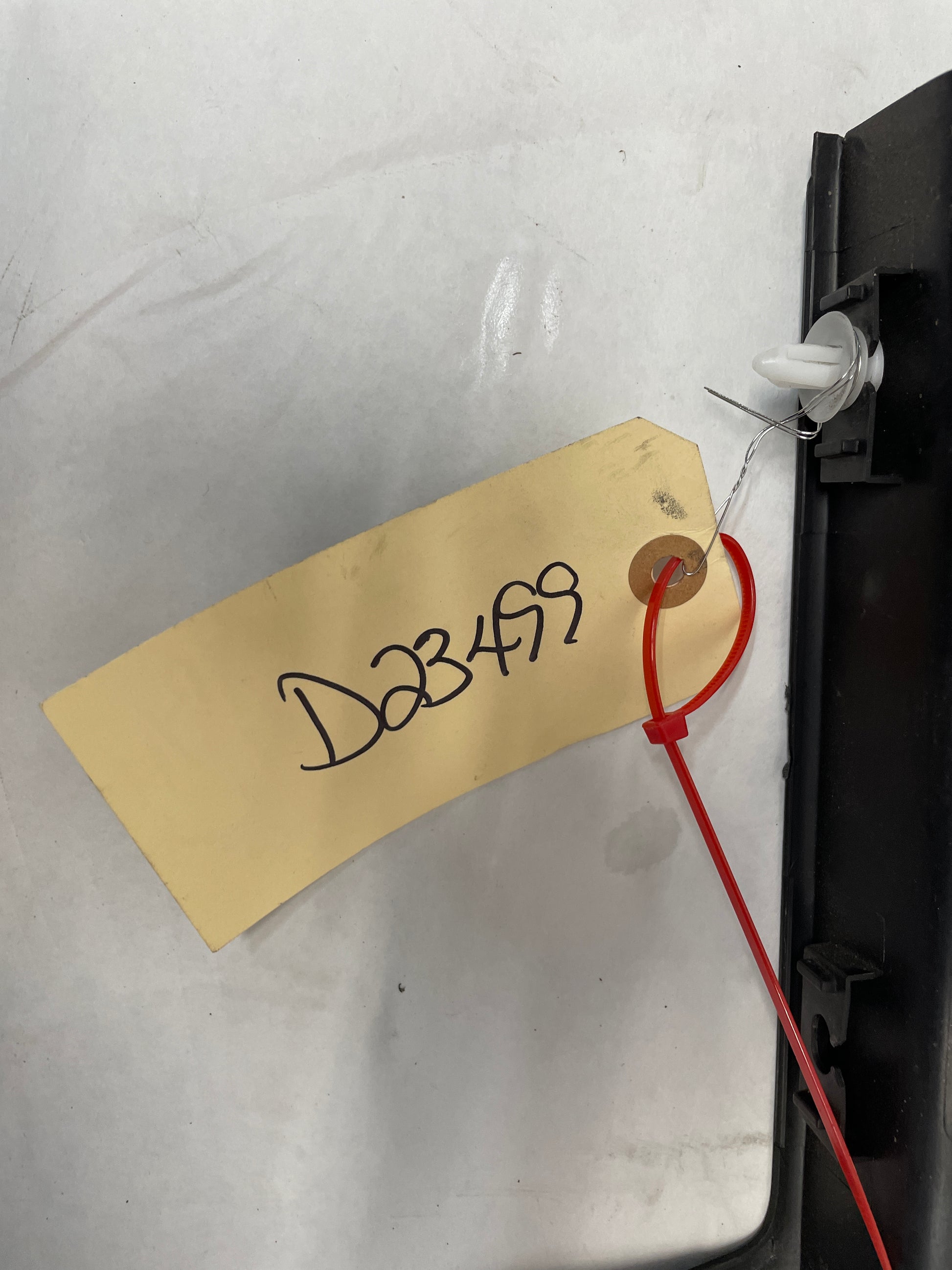 2014 Chevy SS Sedan RH Passenger Front Door Scuff Sill Plate Panel Trim OEM - Day's Parts Yard