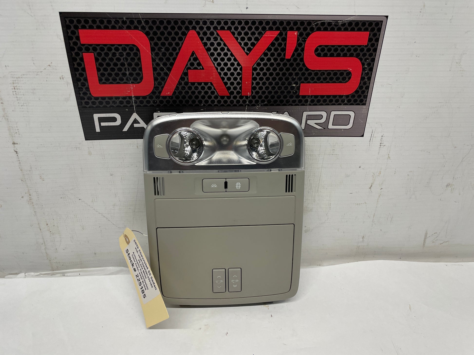 2016 Chevy SS Sedan Overhead Console Dome Light Controls OEM - Day's Parts Yard