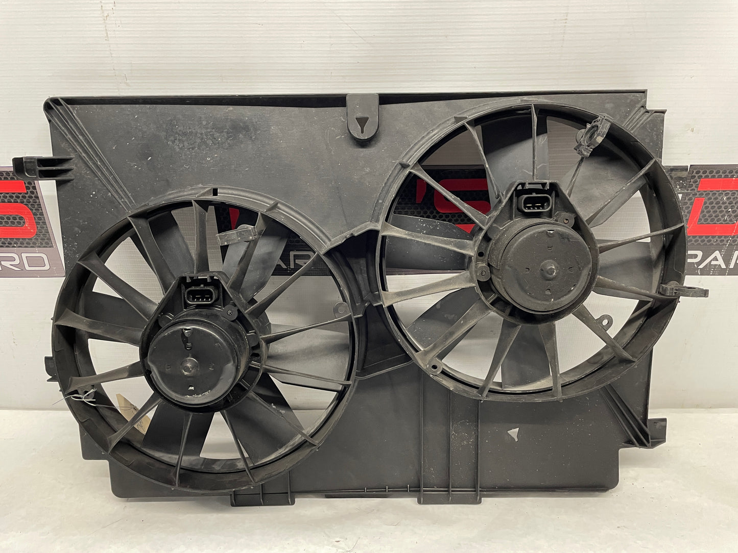 1999 Chevy C5 Corvette Radiator Electric Cooling Fans Assembly OEM - Day's Parts Yard