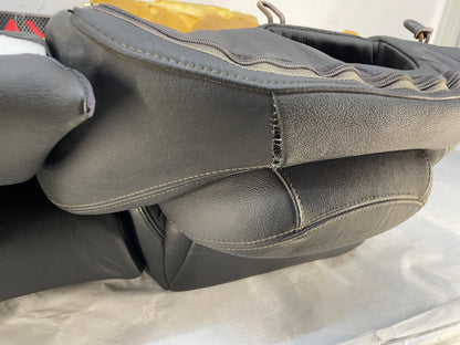 2004 Pontiac GTO Seats Fronts and Rears OEM - Day's Parts Yard