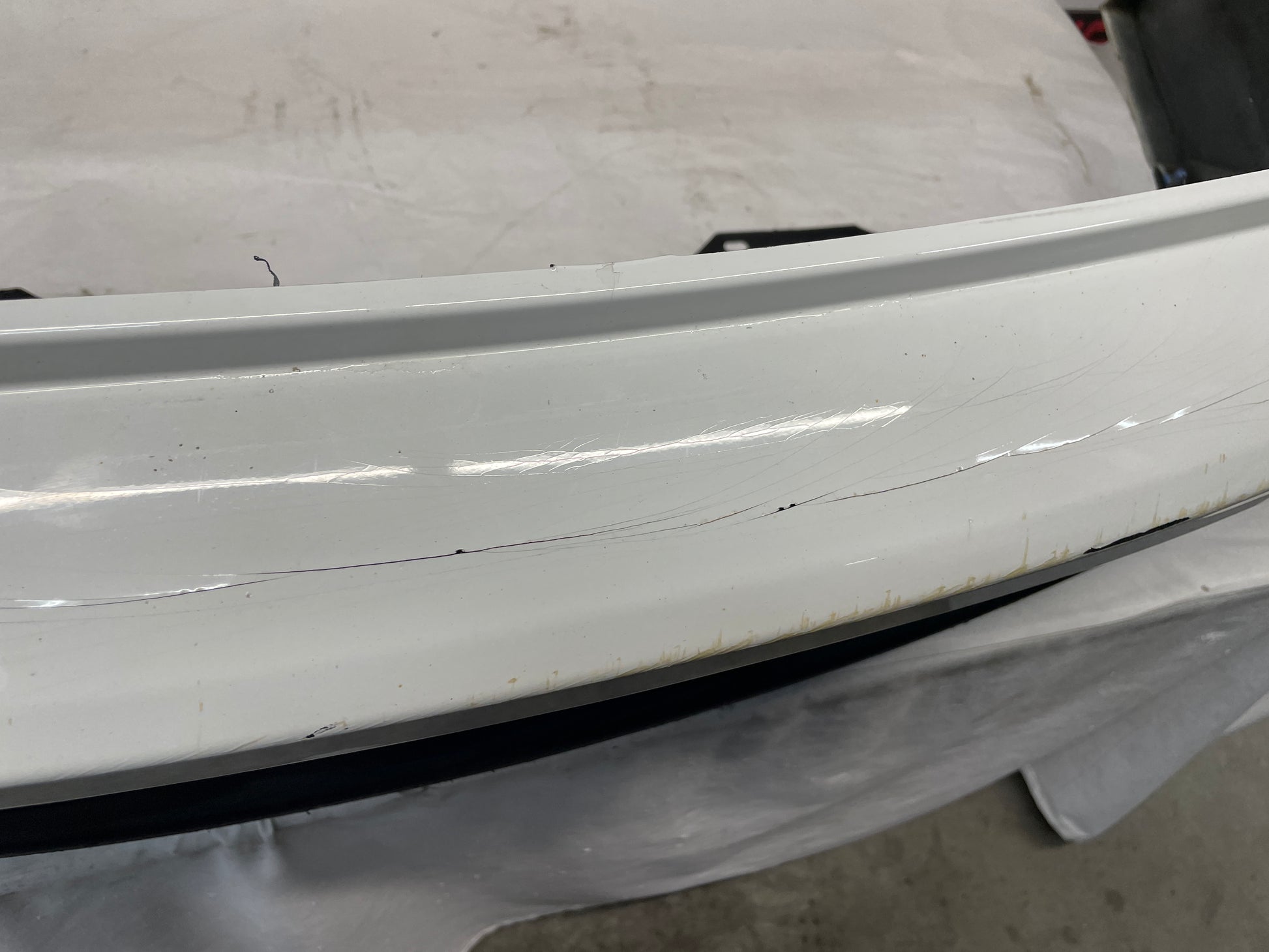 2014 Chevy SS Sedan Rear Bumper Cover White OEM - Day's Parts Yard