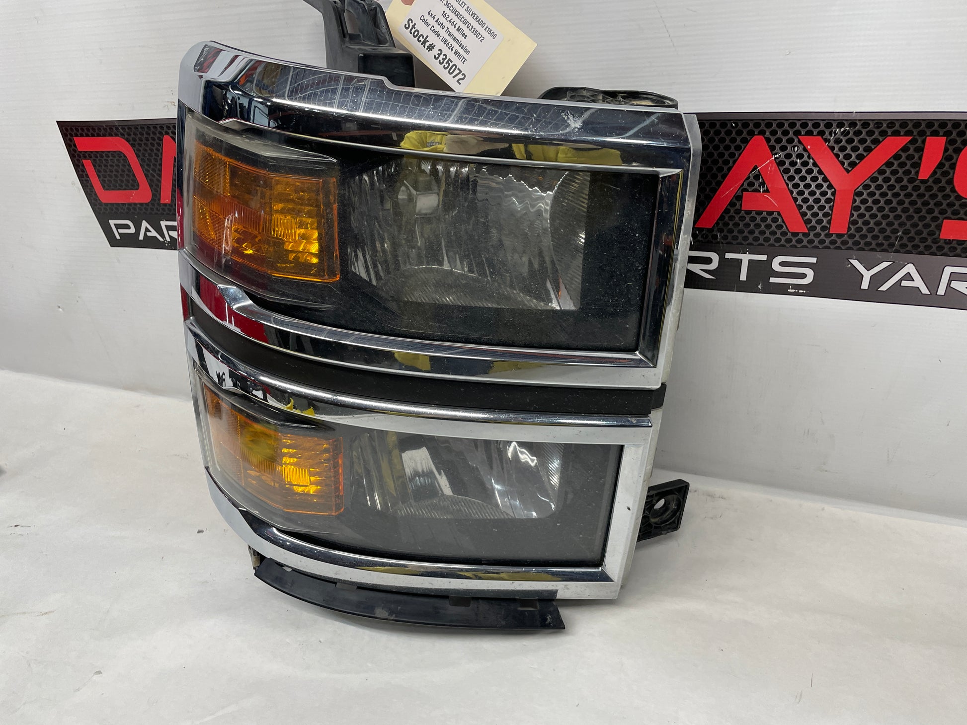 2015 Chevy Silverado K1500 RH Passenger Headlight Head LIght OEM - Day's Parts Yard