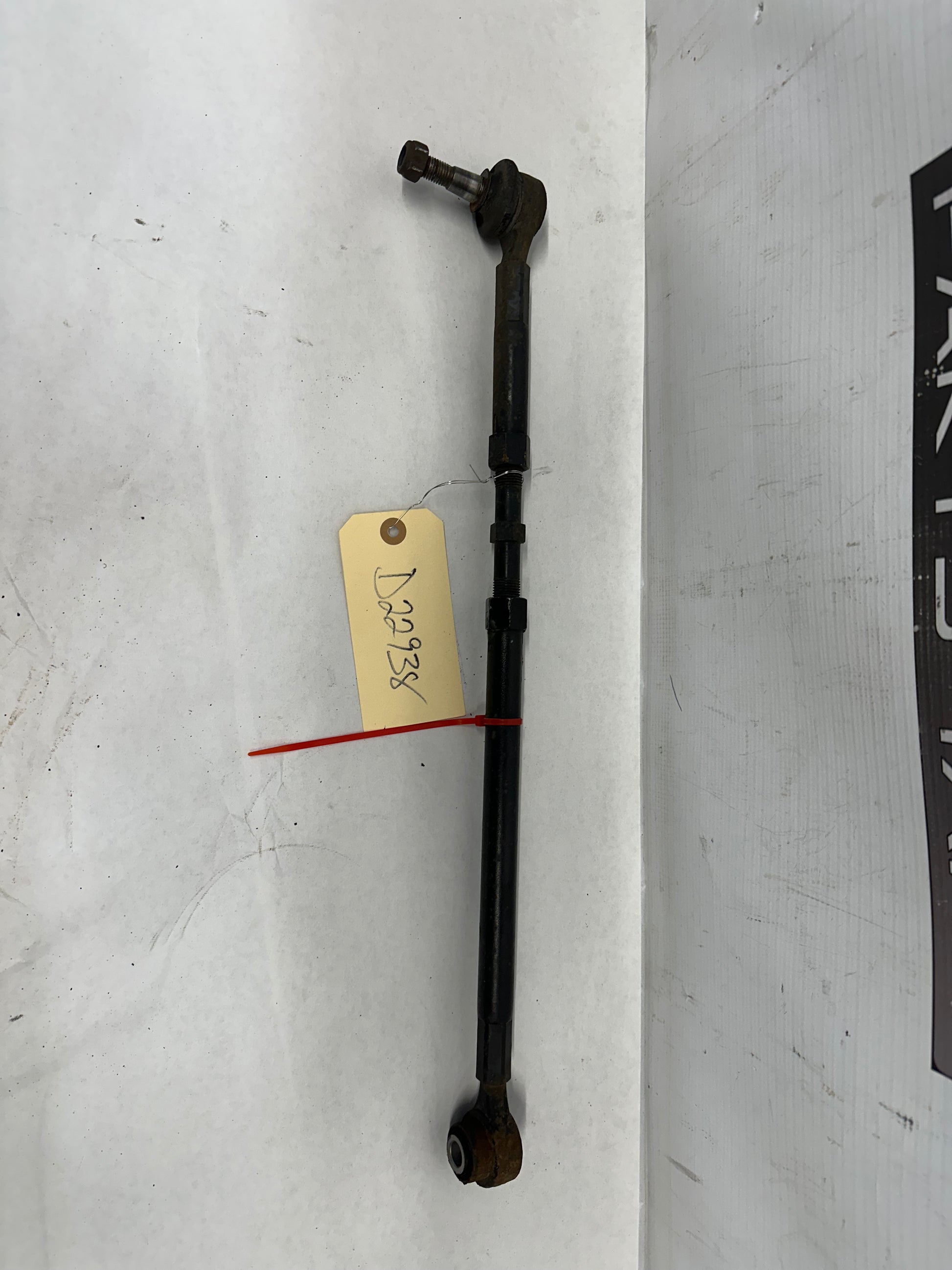2006 Pontiac GTO RH Passenger  Rear Suspension Adjustment Assembly Tie Rod OEM - Day's Parts Yard