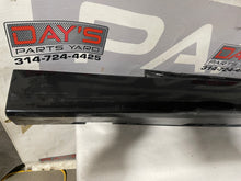 2008 Pontiac G8 GT LH Driver Rocker Molding Panel OEM