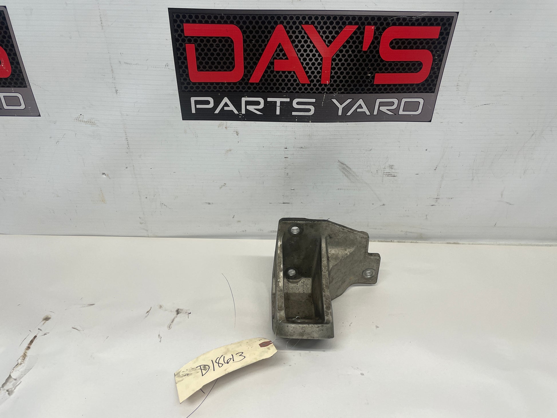 2006 Pontiac GTO LH Driver Engine Motor Mount Bracket Stand OEM - Day's Parts Yard