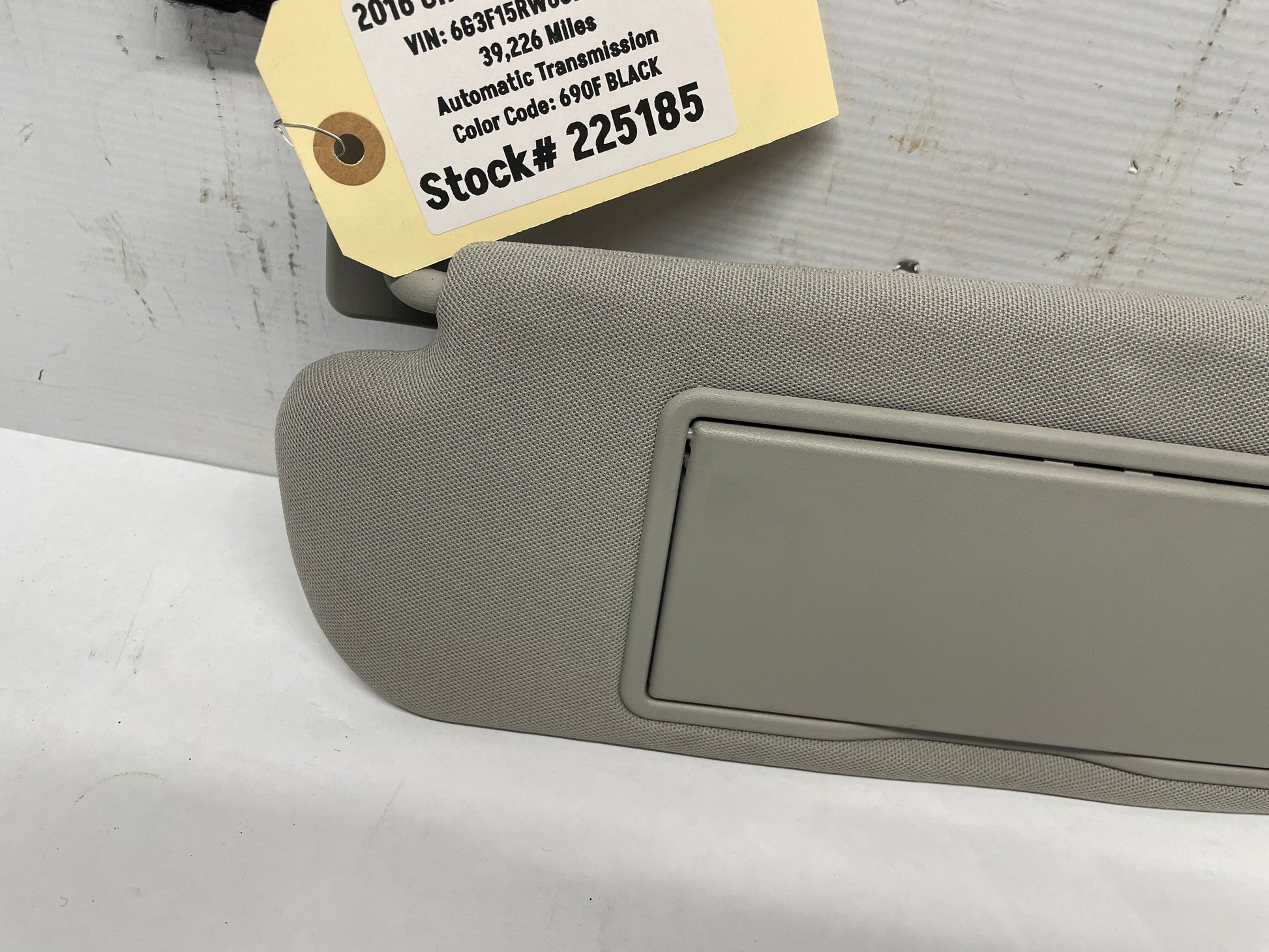 2016 Chevy SS Sedan RH & LH Sun Visor Sunvisor Shade Set w/ Clips OEM - Day's Parts Yard