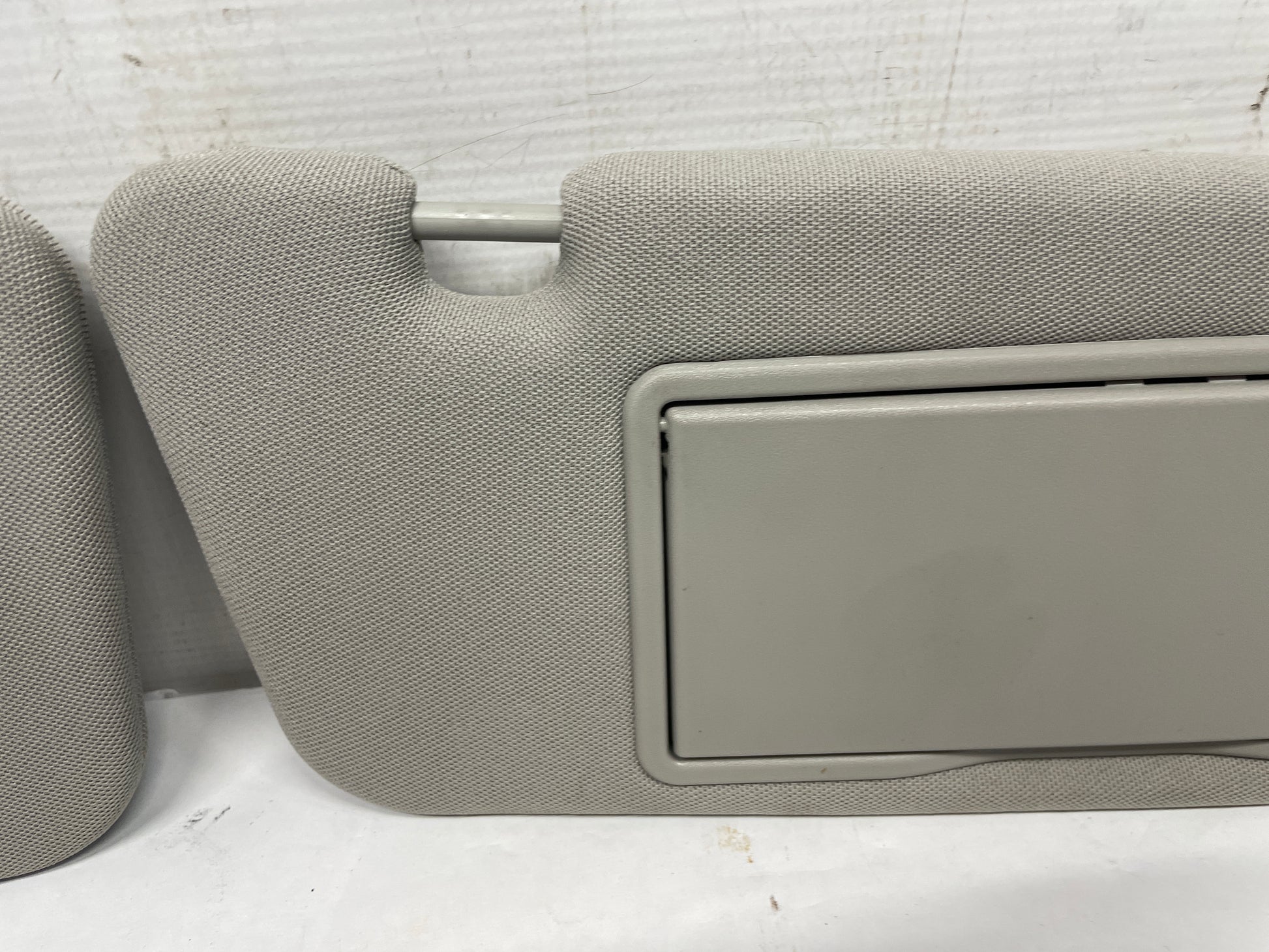 2016 Chevy SS Sedan RH & LH Sun Visor Sunvisor Shade Set w/ Clips OEM - Day's Parts Yard