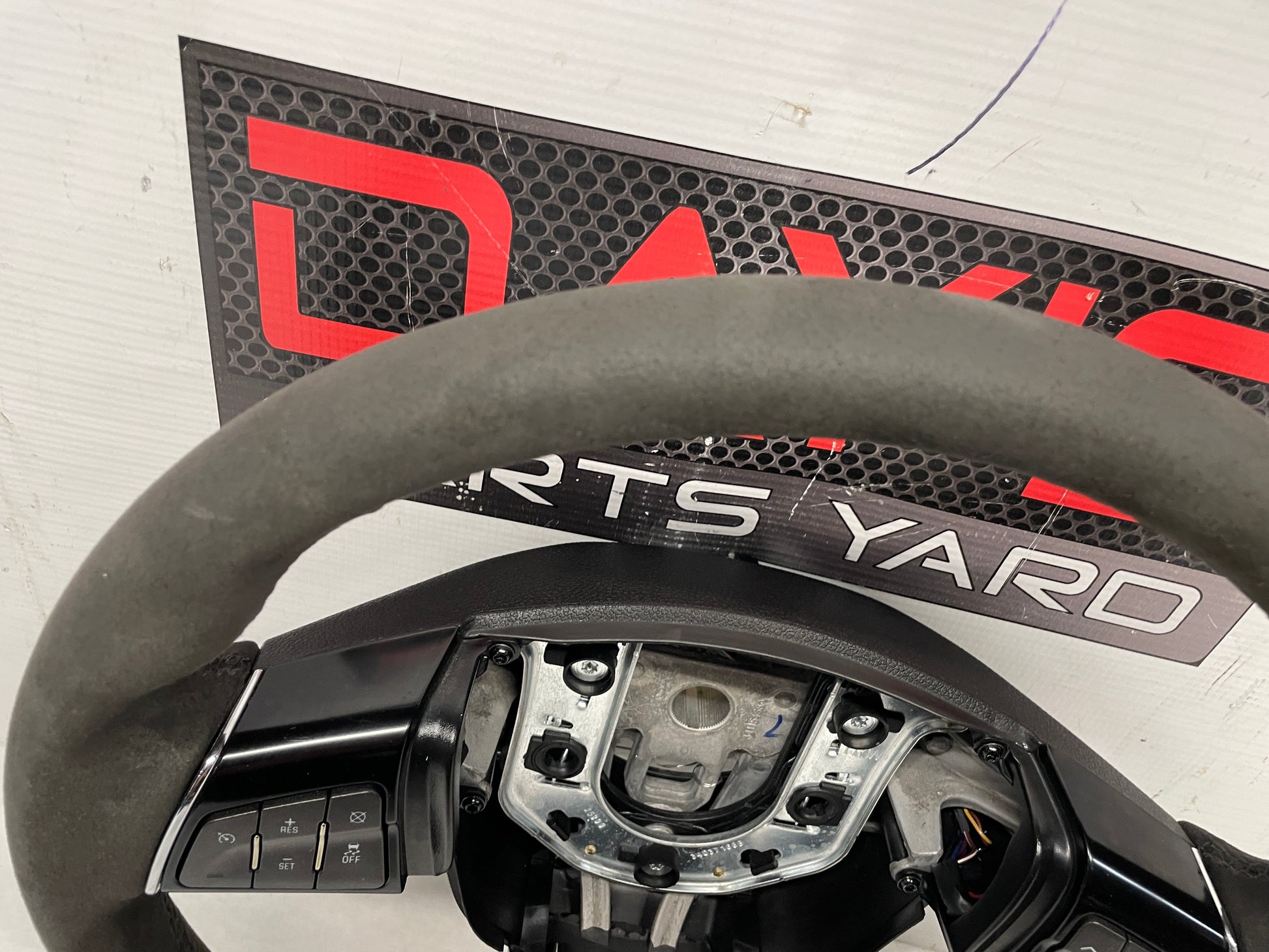 2013 Cadillac CTS-V Coupe Steering Wheel w/ Controls OEM - Day's Parts Yard
