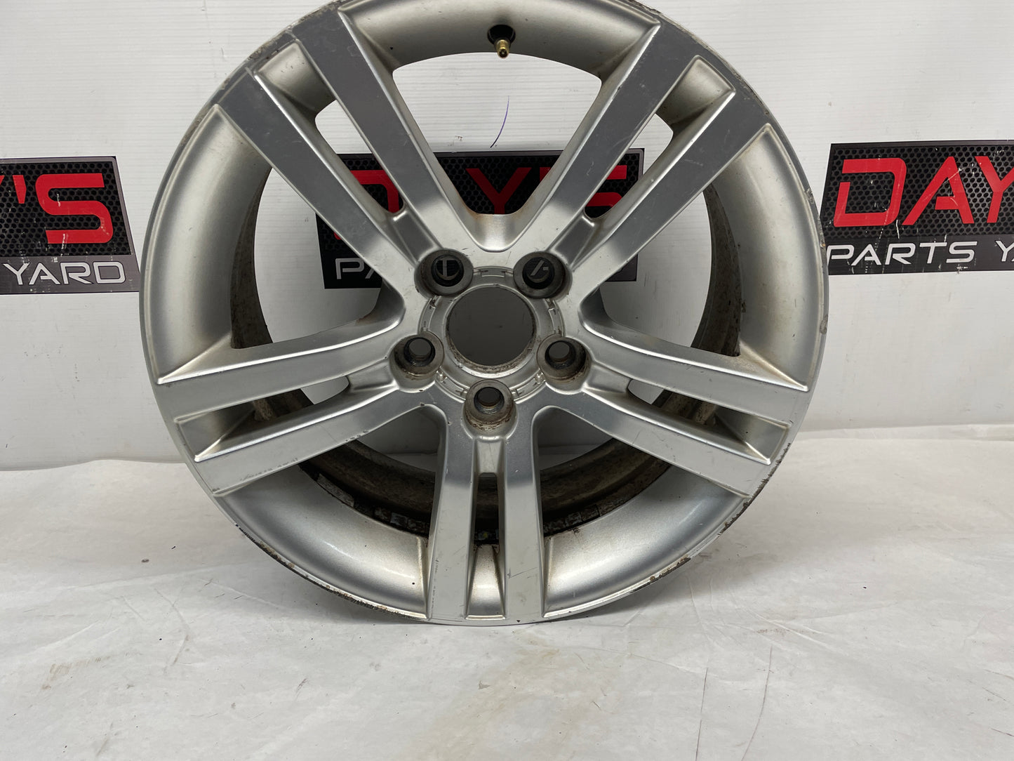 2009 Pontiac G8 Factory OEM 18X8 Wheel