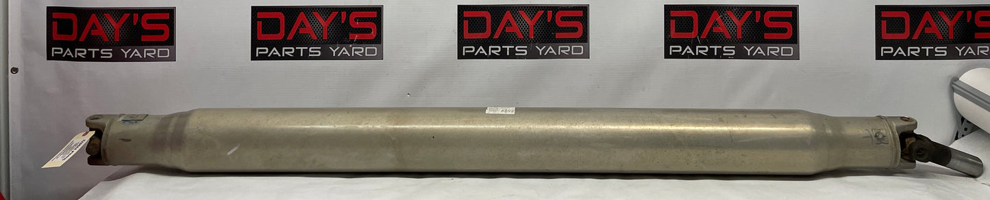 2015 Chevy Silverado K1500 Rear Drive Prop Shaft Driveshaft OEM - Day's Parts Yard
