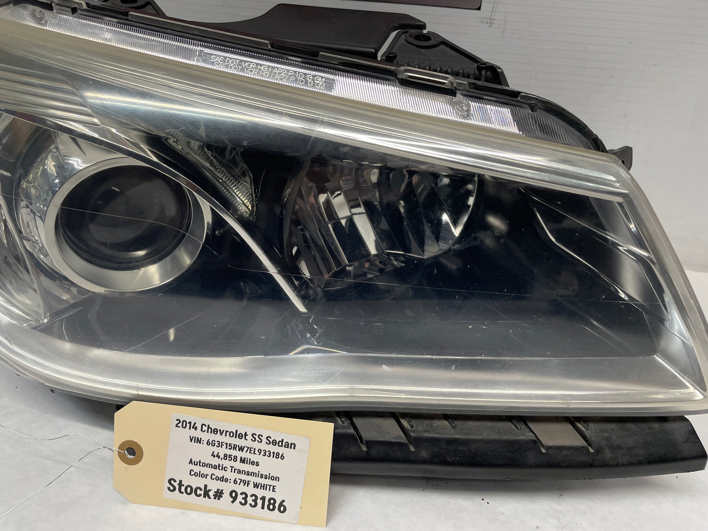 2014 Chevy SS Sedan RH Passenger Head Light Lamp Headlight OEM - Day's Parts Yard