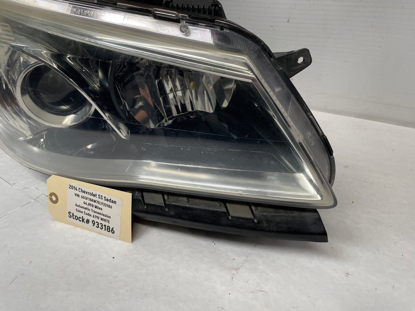 2014 Chevy SS Sedan RH Passenger Head Light Lamp Headlight OEM - Day's Parts Yard
