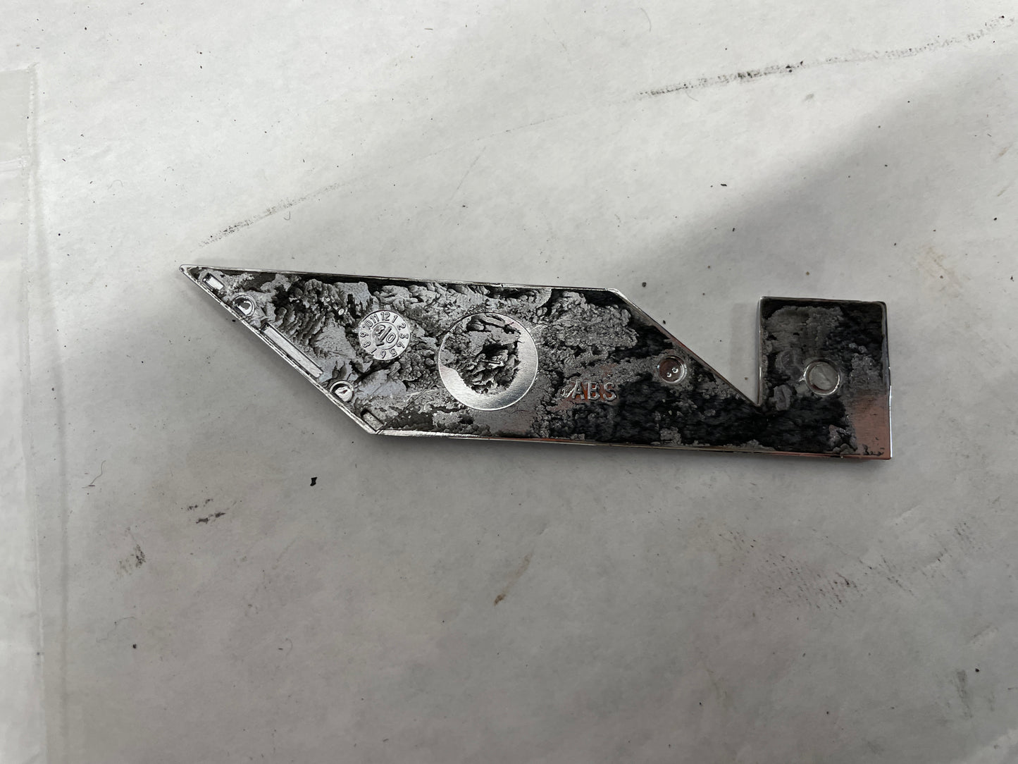 2013 Cadillac CTS-V Coupe Front Door Emblem OEM - Day's Parts Yard