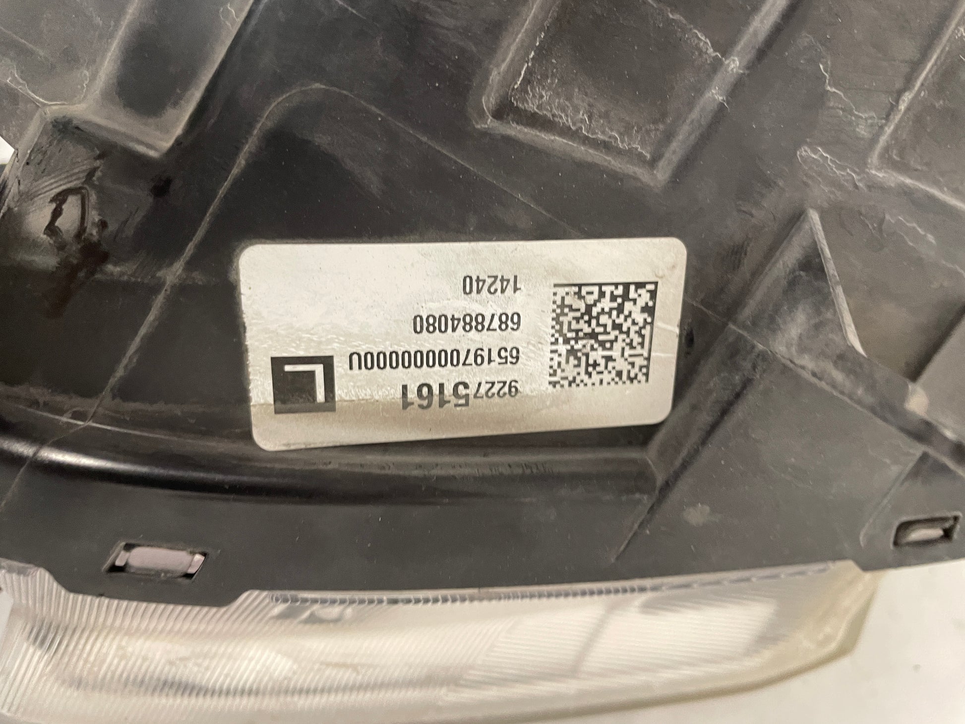 2014 Chevy SS Sedan LH Driver Head Light Lamp Headlight OEM - Day's Parts Yard