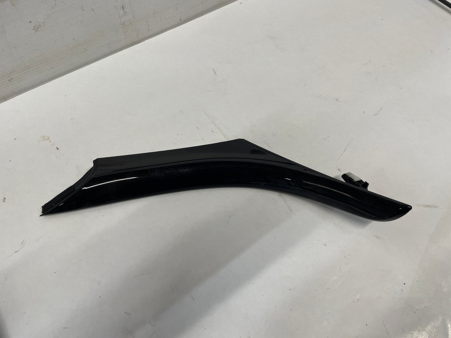 2016 Chevy SS Sedan RH & LH Center Console Trim Black OEM - Day's Parts Yard