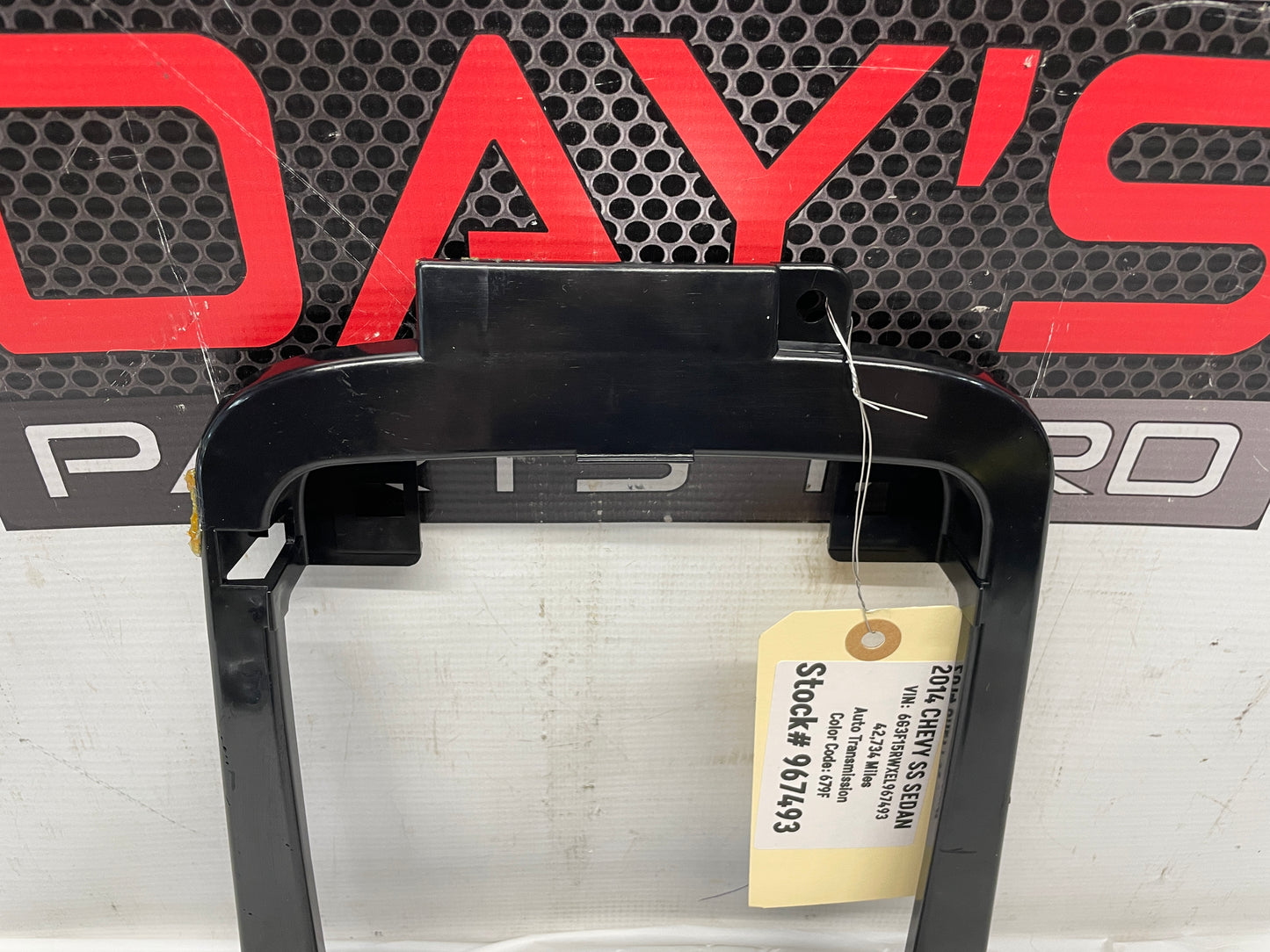 2014 Chevy SS Sedan Over Head Console Dome Light Frame Bracket Bezel OEM