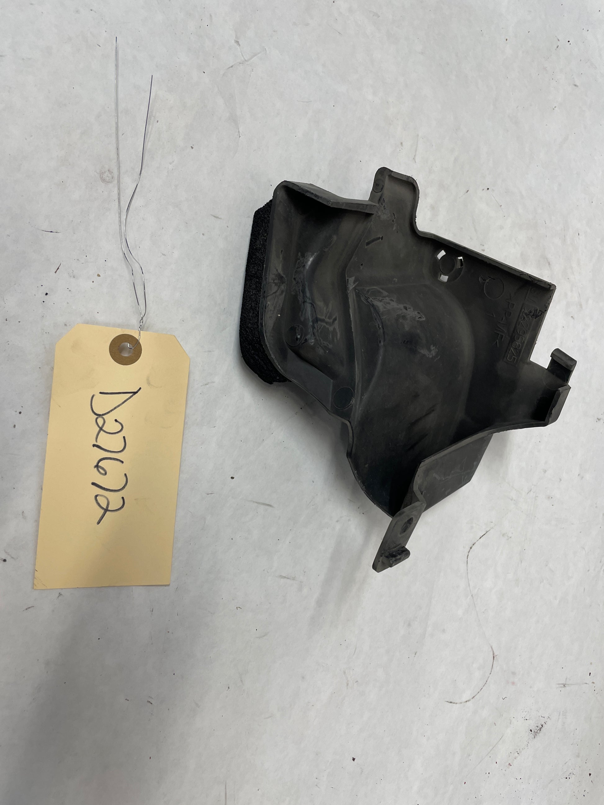 2014 Chevy SS Sedan RH Passenger Radiator Support Air Baffle OEM - Day's Parts Yard