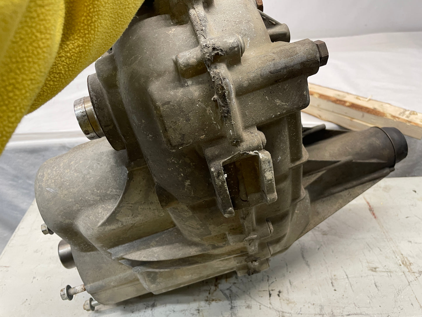 2015 Chevy Silverado K1500 Transfer Case OEM - Day's Parts Yard