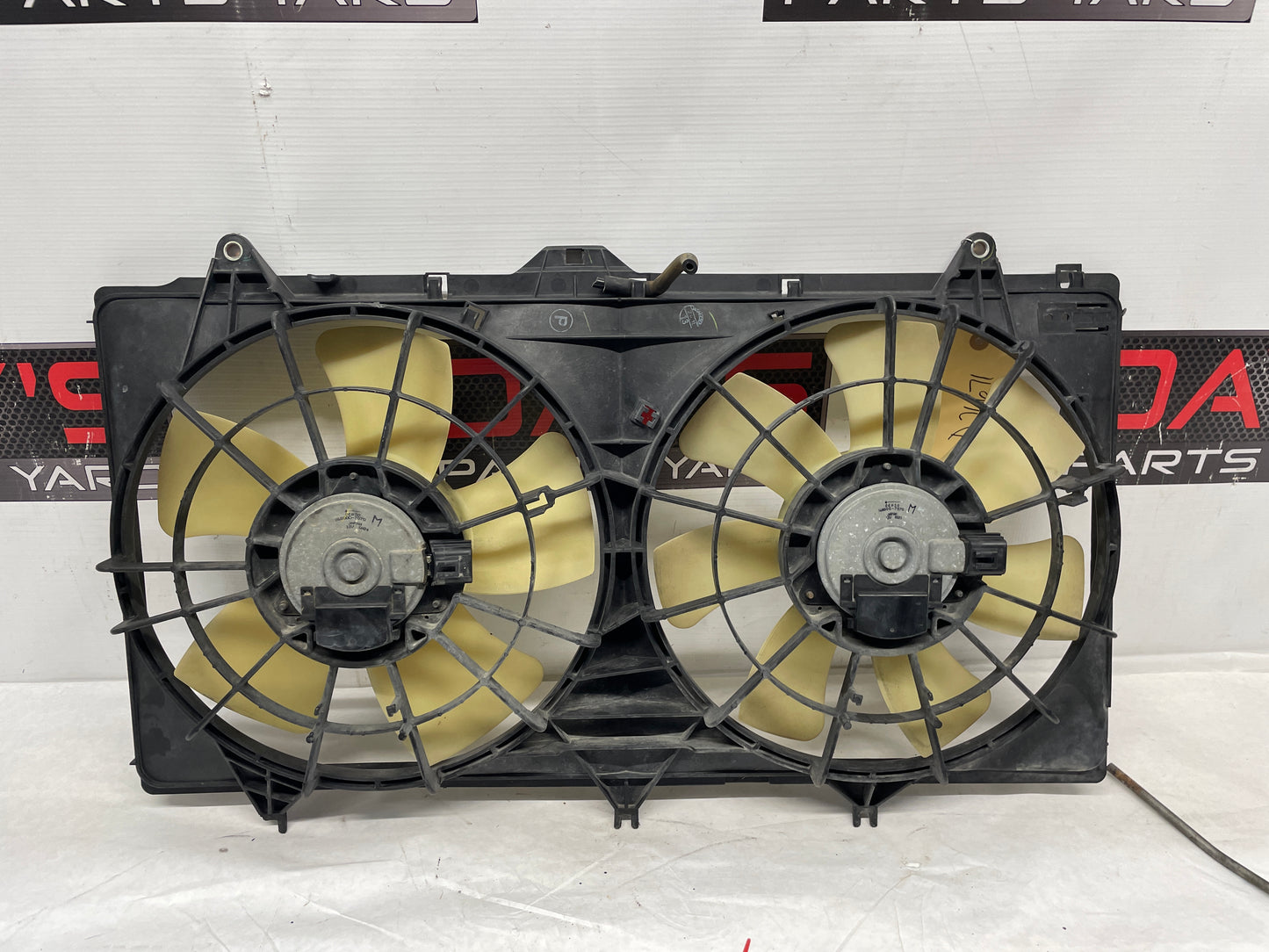 2012 Chevy Caprice PPV Radiator Duel Dual Electric Coolant Cooling Fans OEM