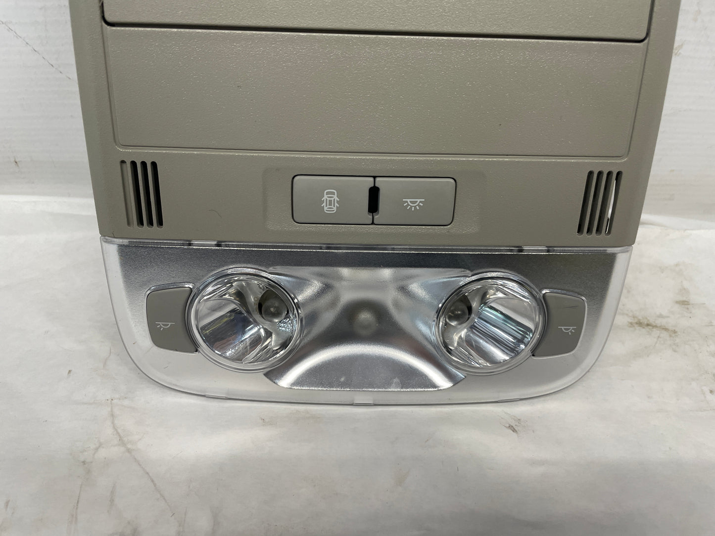 2014 Chevrolet SS Sedan Over Head Console Dome Map Light OEM