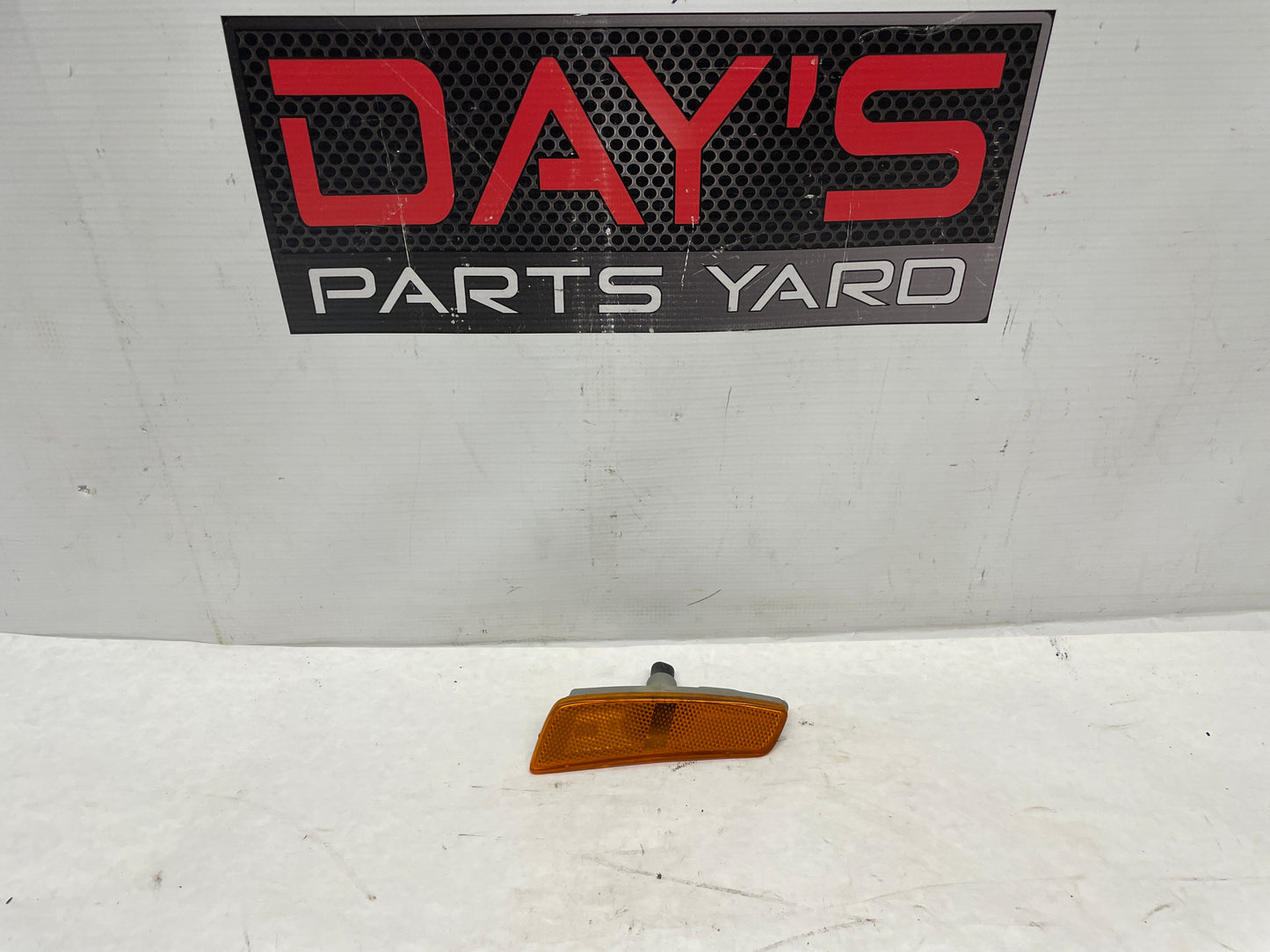 2012 Chevy Caprice PPV RH Passenger Side Marker Light Lamp OEM