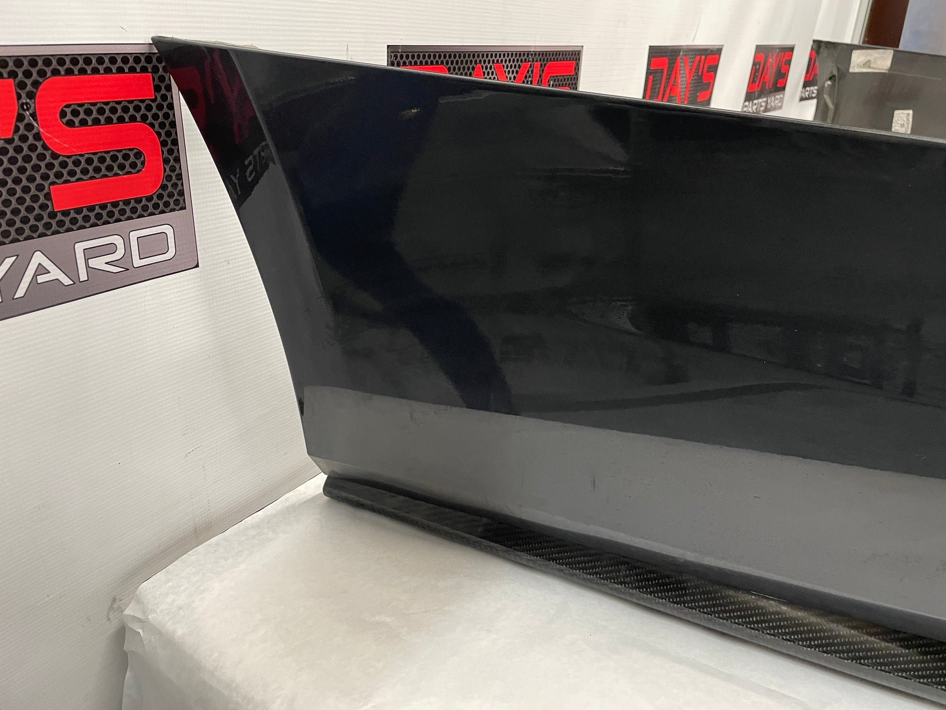 2017 Cadillac CTS-V Rear Bumper Cover w/ Carbon Valance Diffuser Spoiler Lip OEM - Day's Parts Yard
