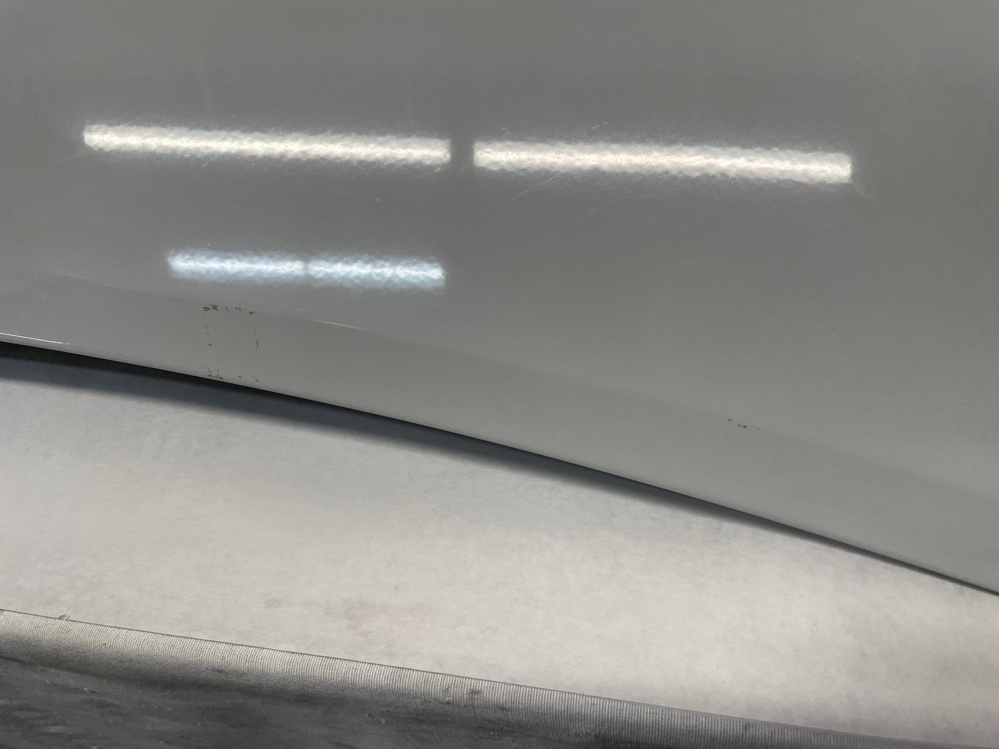 2014 Chevy SS Sedan Trunk Deck Lid w/ Spoiler White OEM - Day's Parts Yard