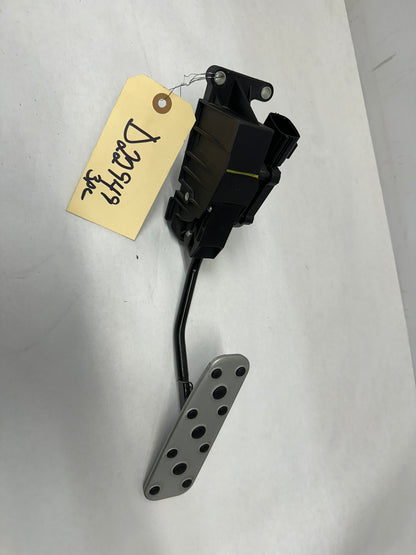 2006 Pontiac GTO Manual Pedal Set Clutch Brake Accelerator OEM - Day's Parts Yard