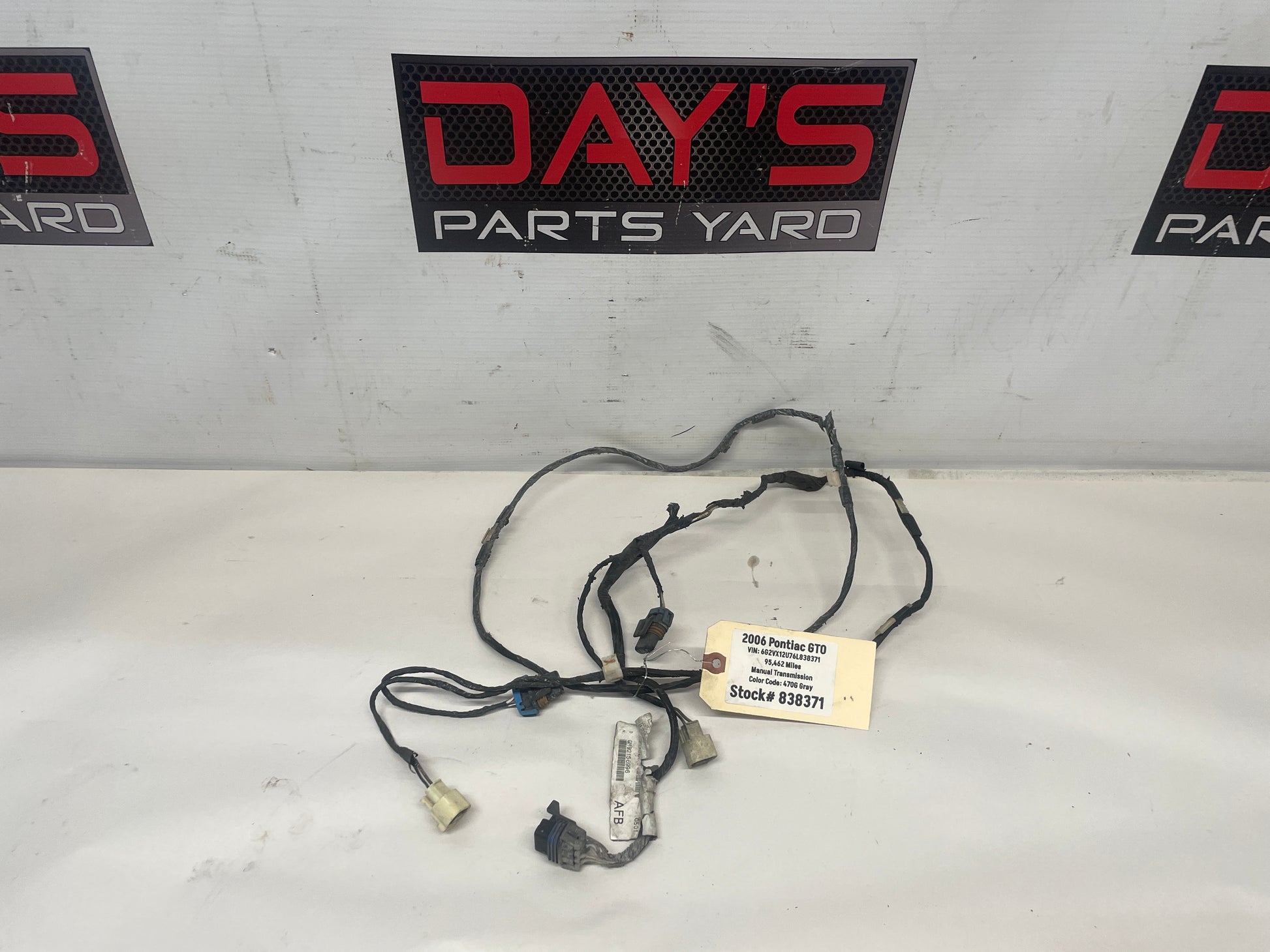 2006 Pontiac GTO Front Bumper Fog Light Wire Wiring Harness  OEM - Day's Parts Yard