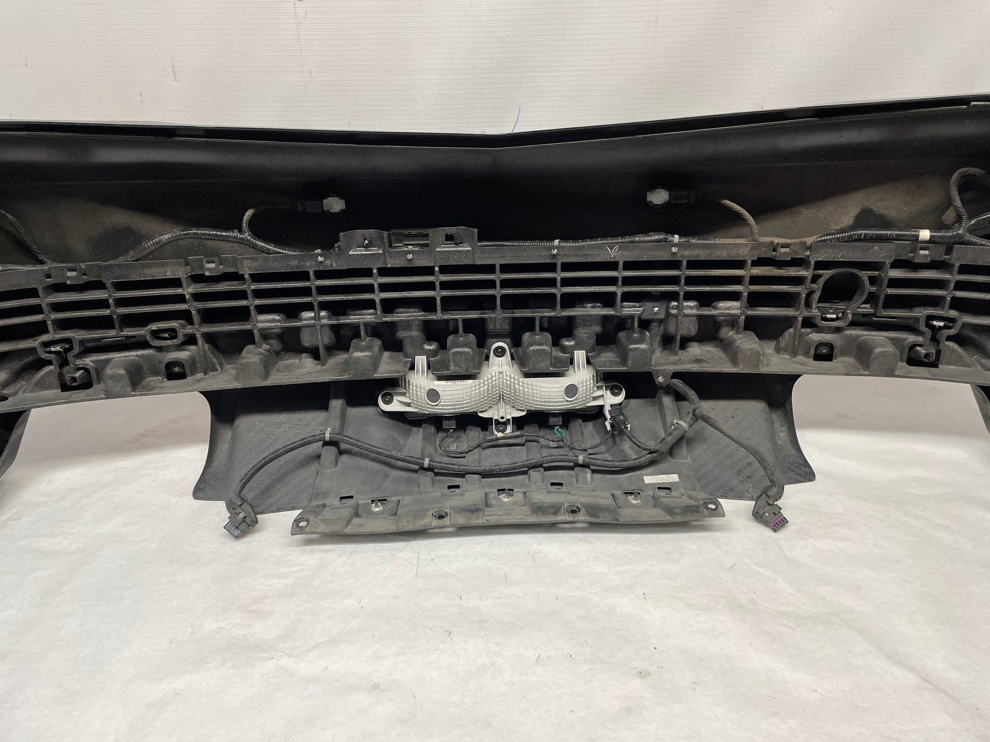 2017 Cadillac CTS-V Rear Bumper Cover w/ Carbon Valance Diffuser Spoiler Lip OEM - Day's Parts Yard