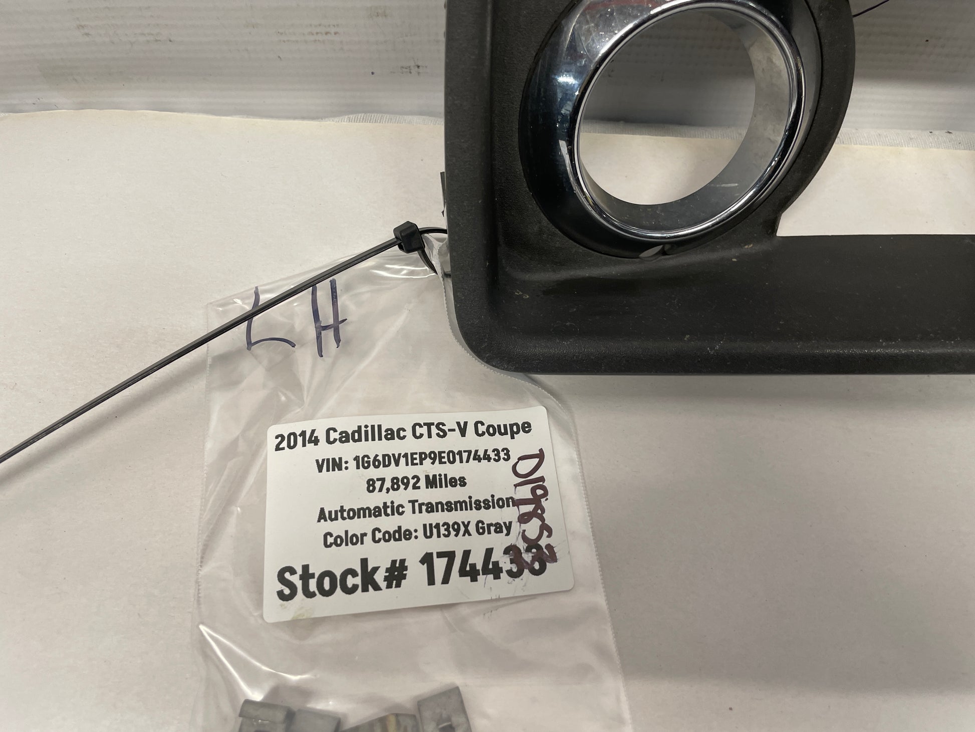 2014 Cadillac CTS-V Coupe LH Driver Fog Light Lamp Bezel OEM - Day's Parts Yard
