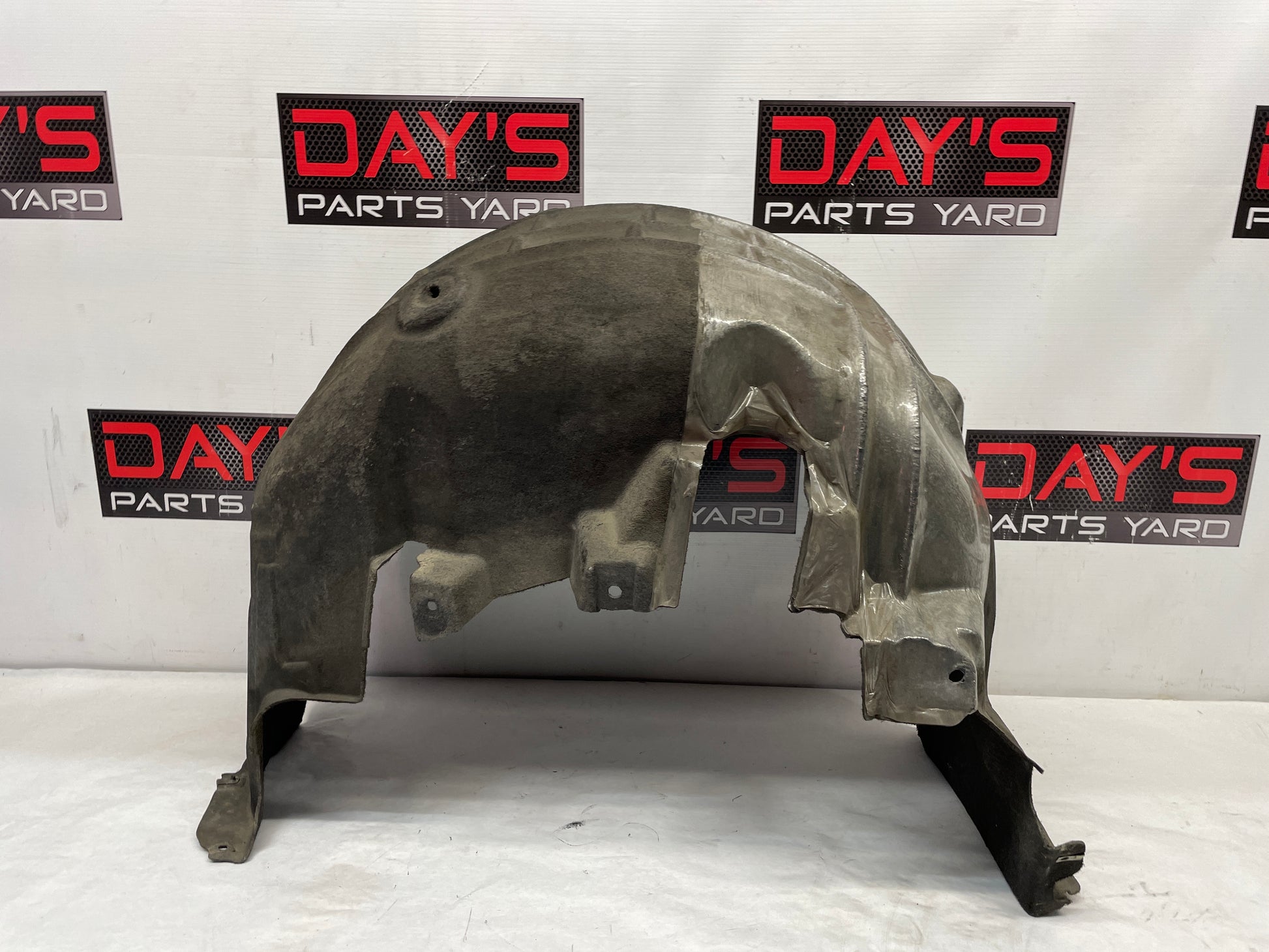 2017 Cadillac CTS-V RH Passenger Rear Fender Wheel Well House Liner OEM - Day's Parts Yard