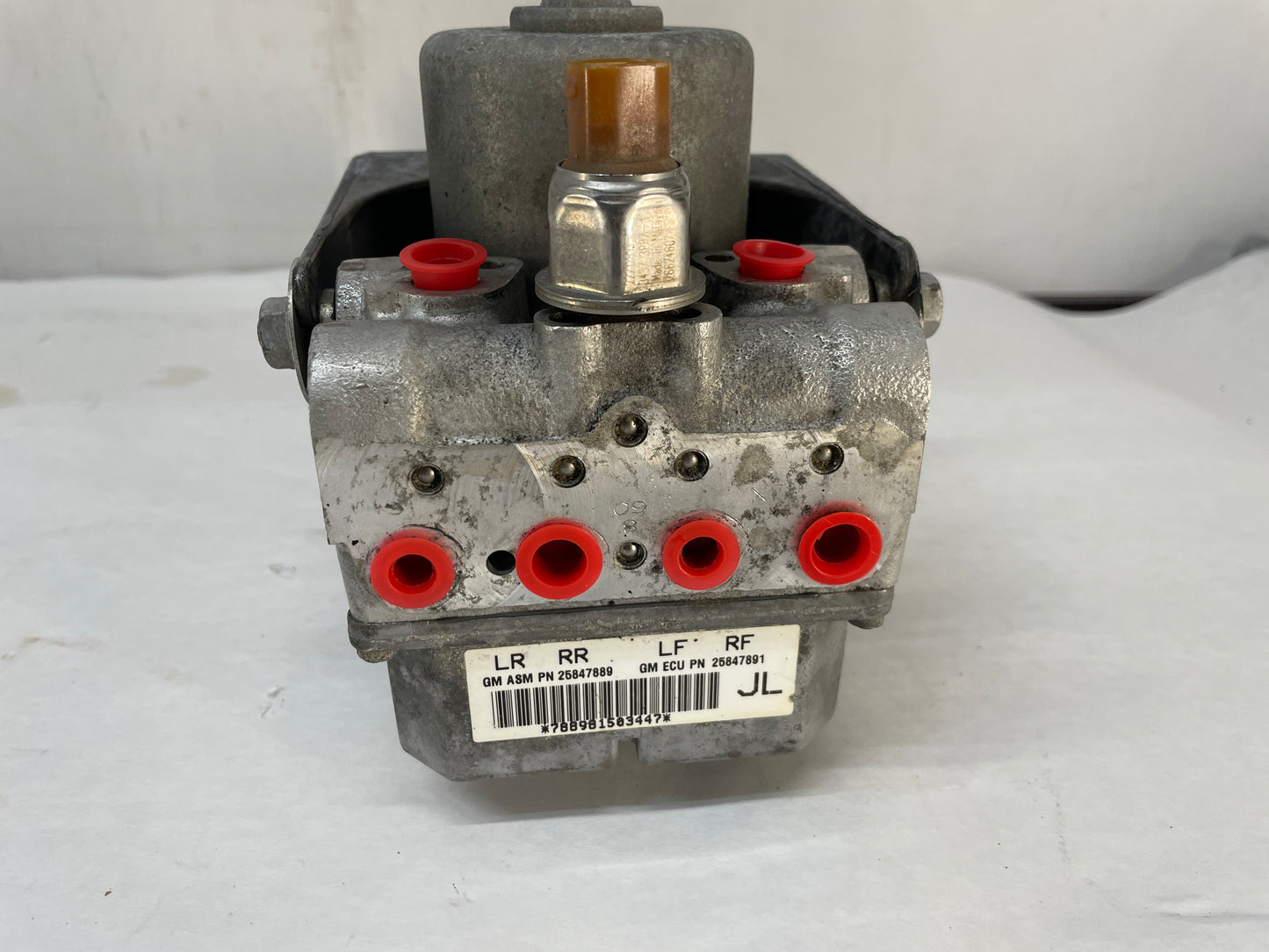 2008 Chevy C6 Corvette ABS Anti Lock Brake Pump Control Module w/ Bracket OEM