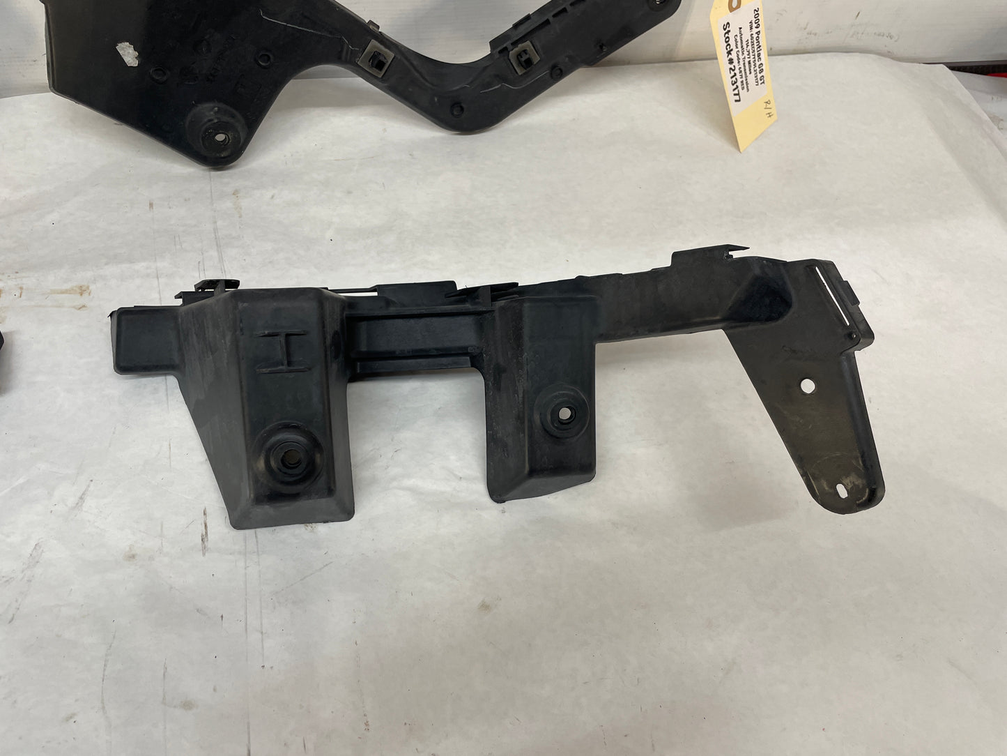 2009 Pontiac G8 GT Complete Rear Bumper Brackets Mounts Supports Guides Set OEM