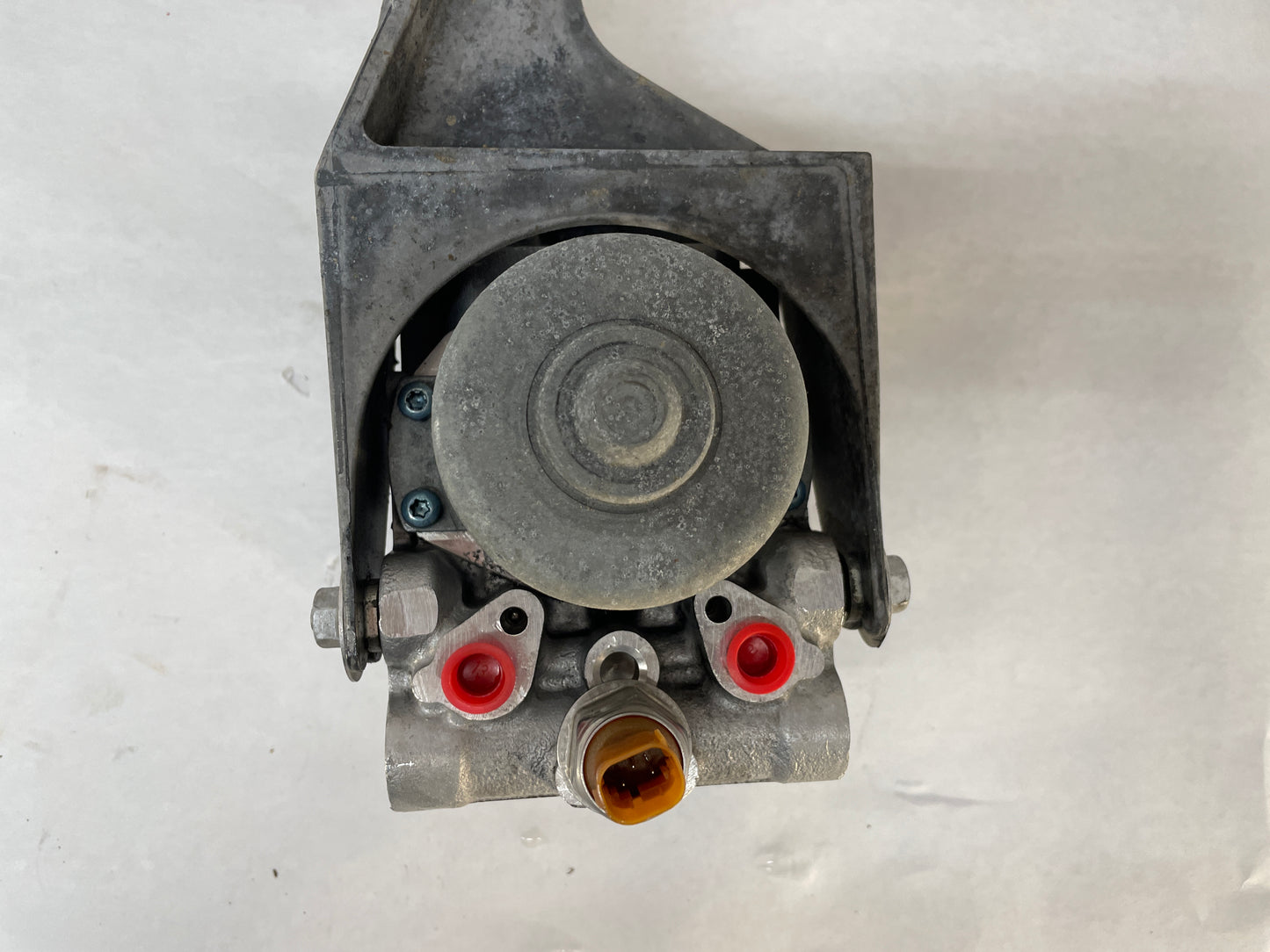 2008 Chevy C6 Corvette ABS Anti Lock Brake Pump Control Module w/ Bracket OEM