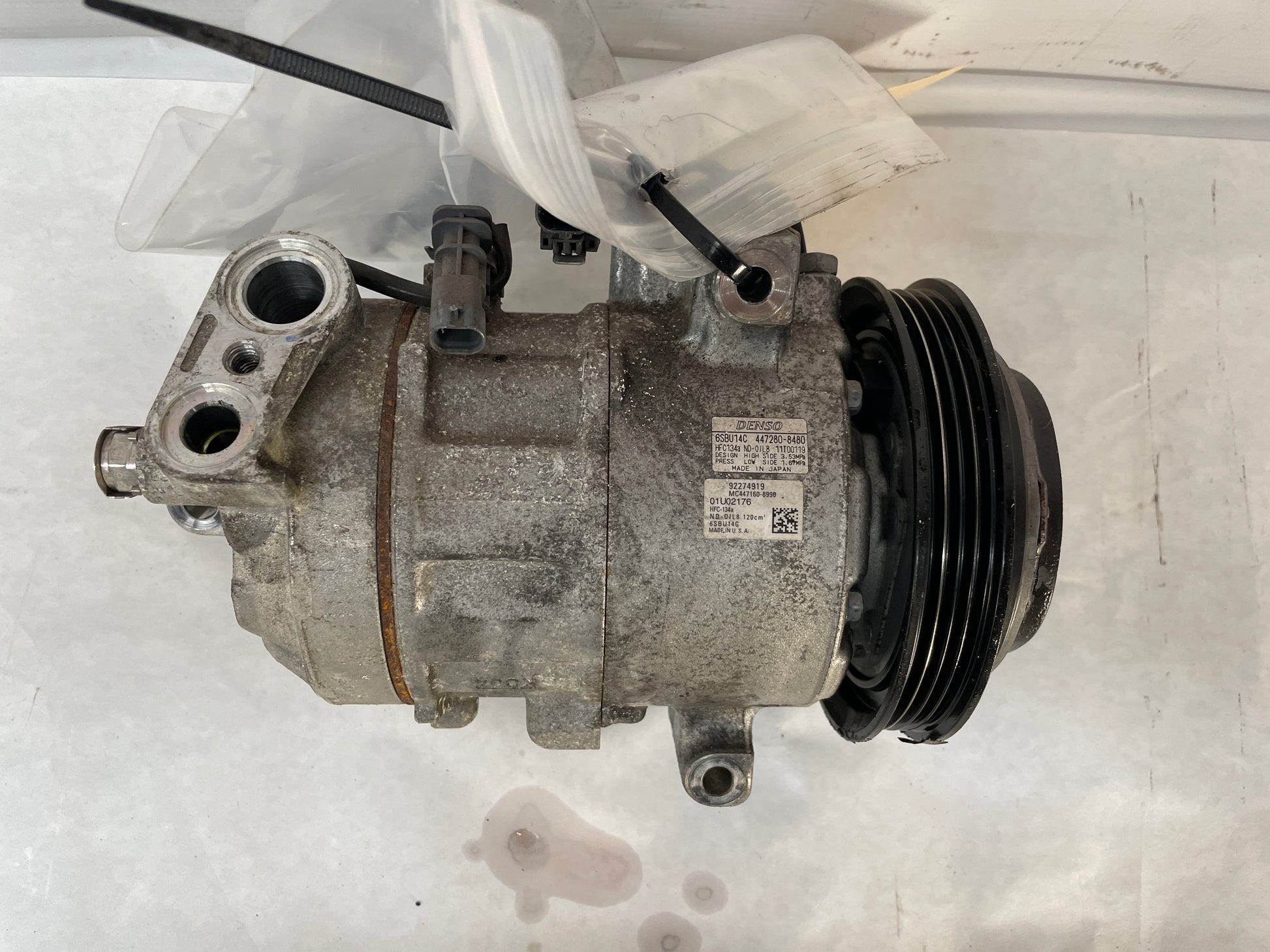 2017 Chevy SS Sedan AC A/C Air Conditioner Compressor w/ Hardware OEM - Day's Parts Yard