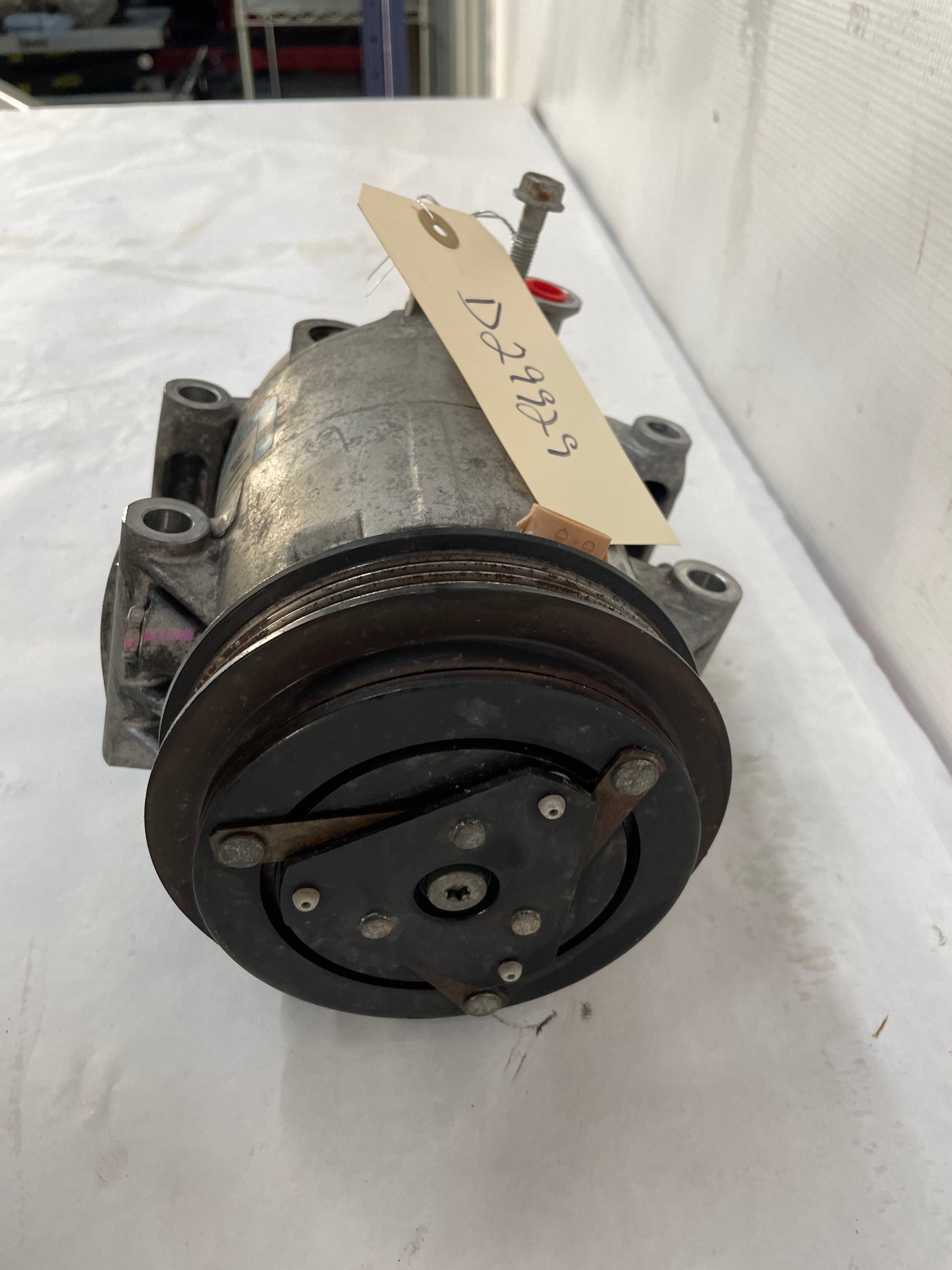 2008 Chevy C6 Corvette  A/C Air Conditioner AC Compressor OEM
