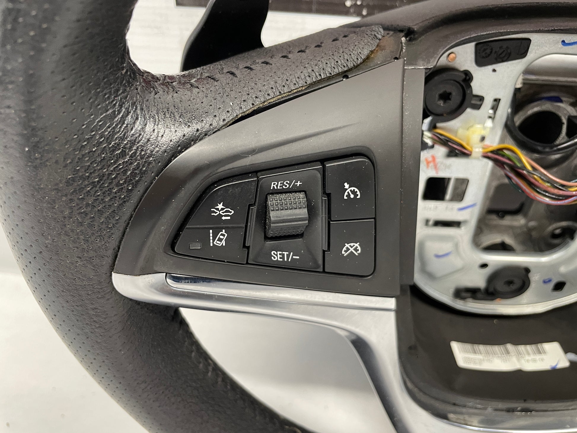 2014 Chevrolet SS Sedan Steering Wheel OEM - Day's Parts Yard