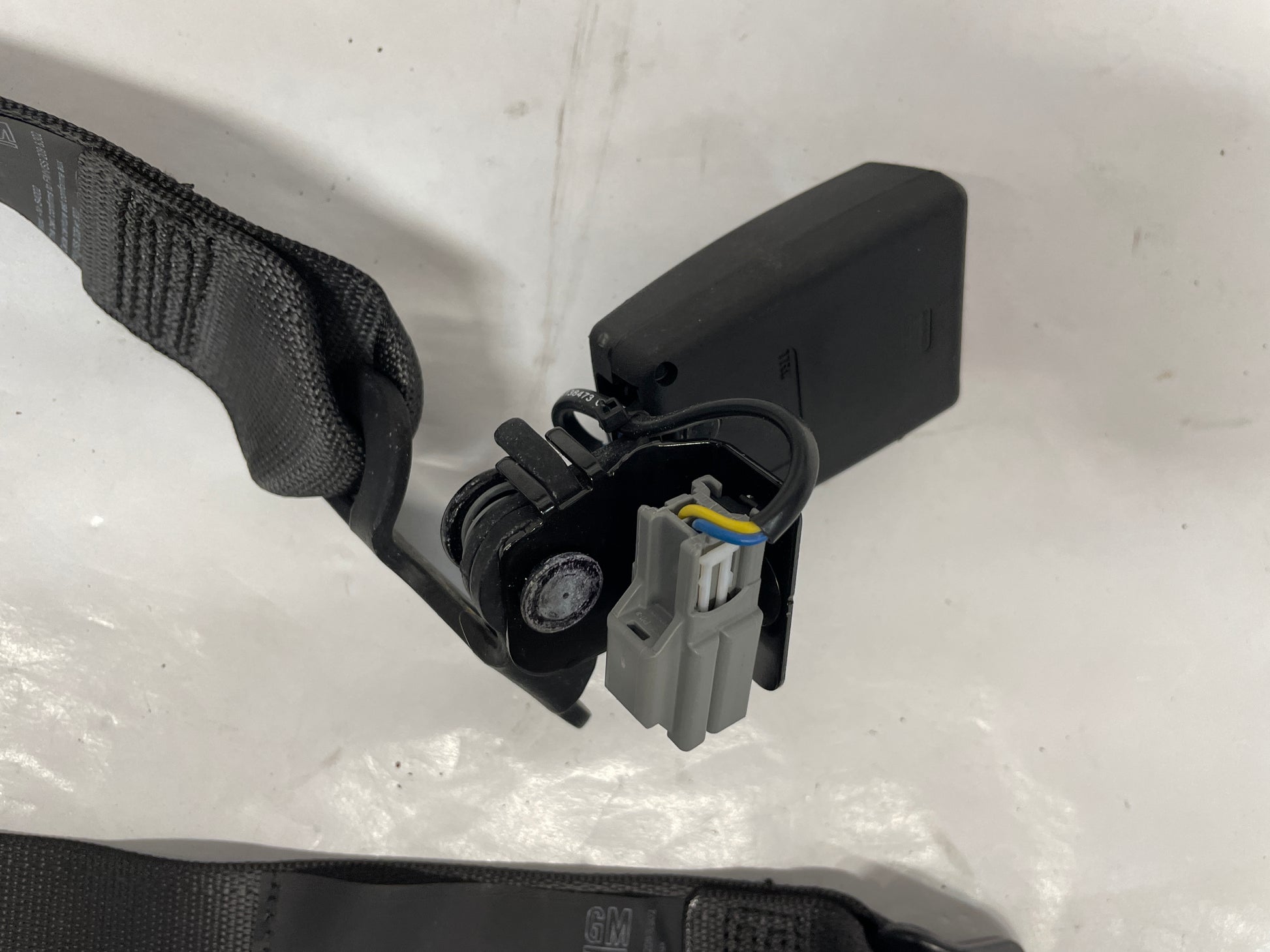 2016 Chevy SS Sedan Rear Seatbelt Seat Belt Retractor w/ Buckles Set OEM - Day's Parts Yard