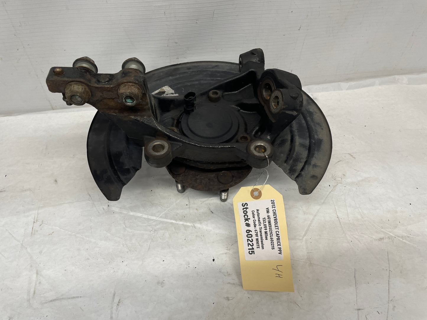 2012 Chevy Caprice PPV LH Driver Front Suspension Spindle Knuckle Hub Assembly OEM