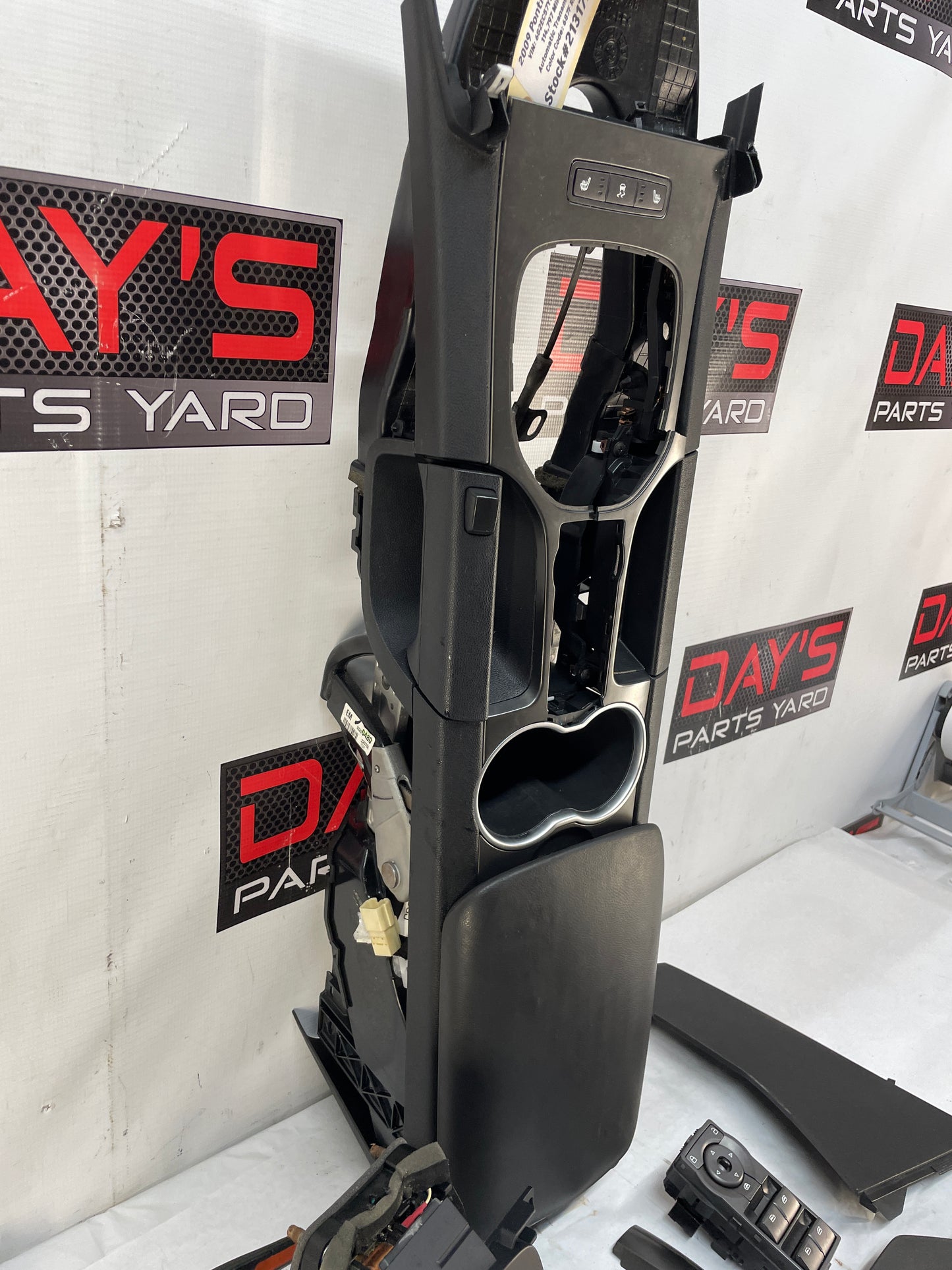 2009 Pontiac G8 GT Complete Center Console w/ Shifter Assembly OEM