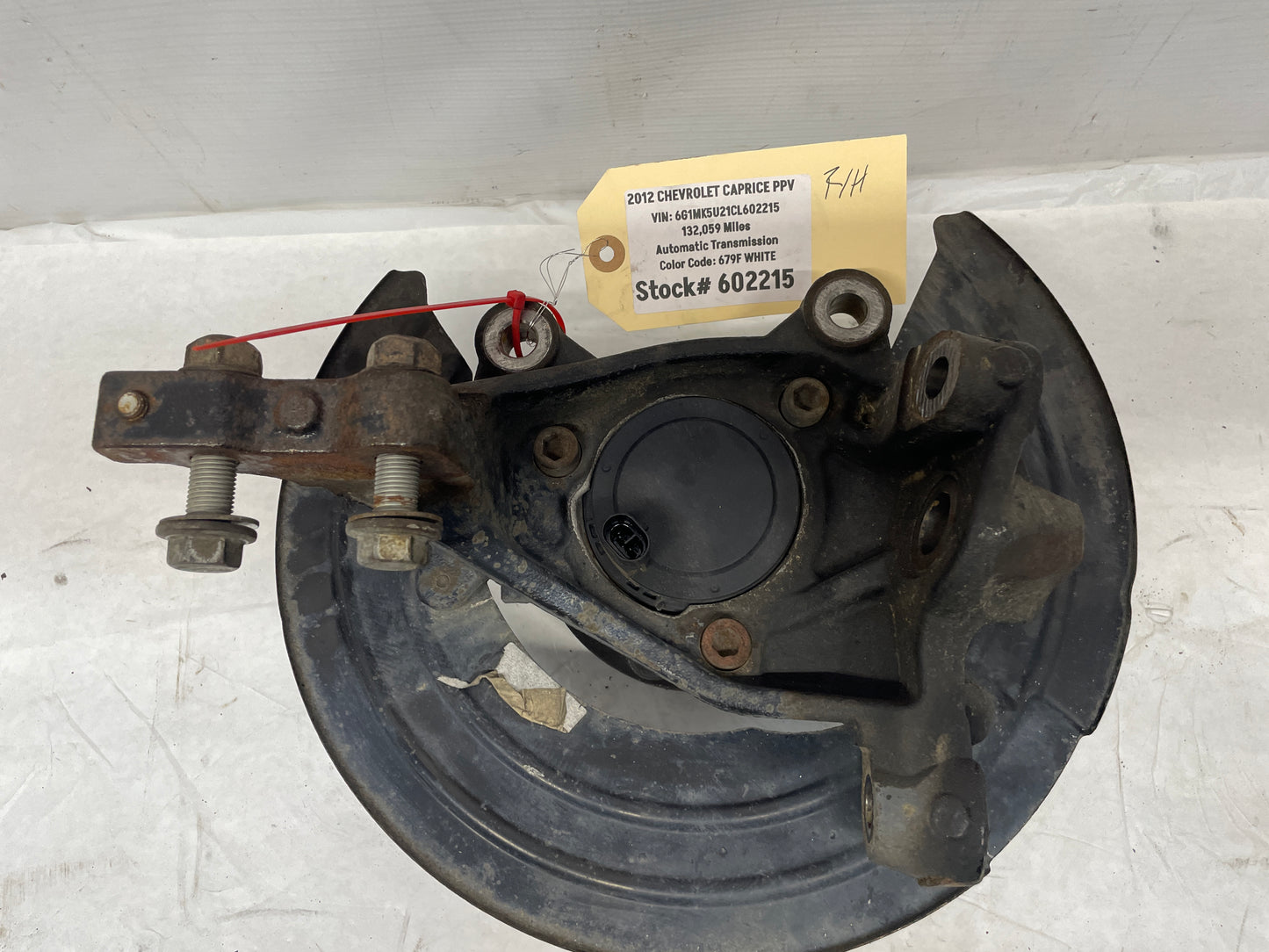 2012 Chevy Caprice PPV RH Passenger Front Suspension Spindle Knuckle Hub Assembly OEM