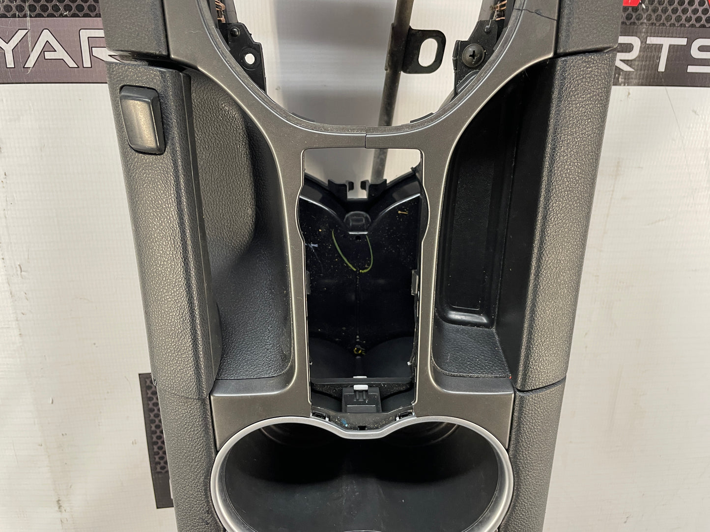 2009 Pontiac G8 GT Complete Center Console w/ Shifter Assembly OEM