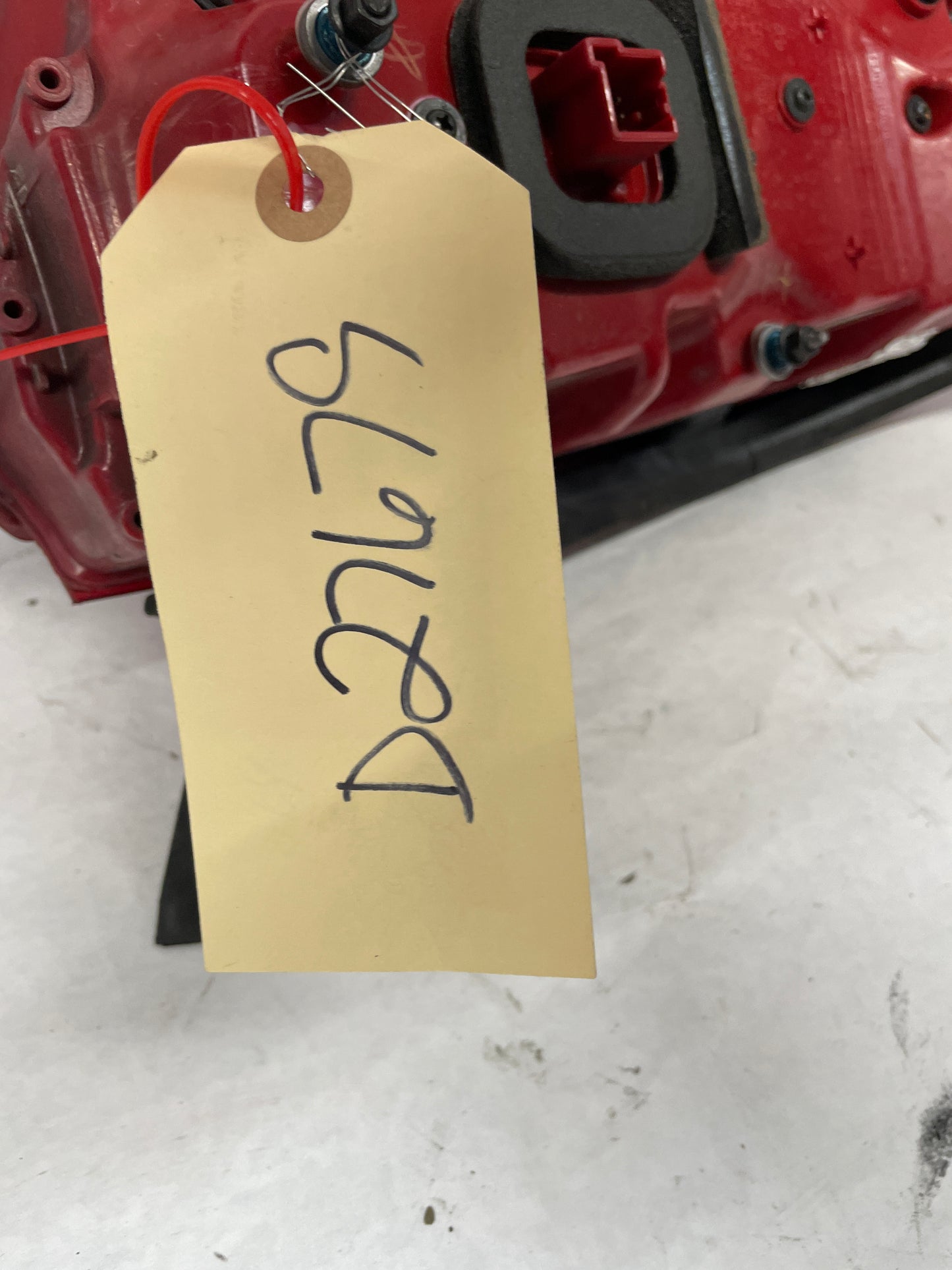 2017 Cadillac CTS-V RH Passenger Tail Light Taillight Stop Lamp OEM - Day's Parts Yard