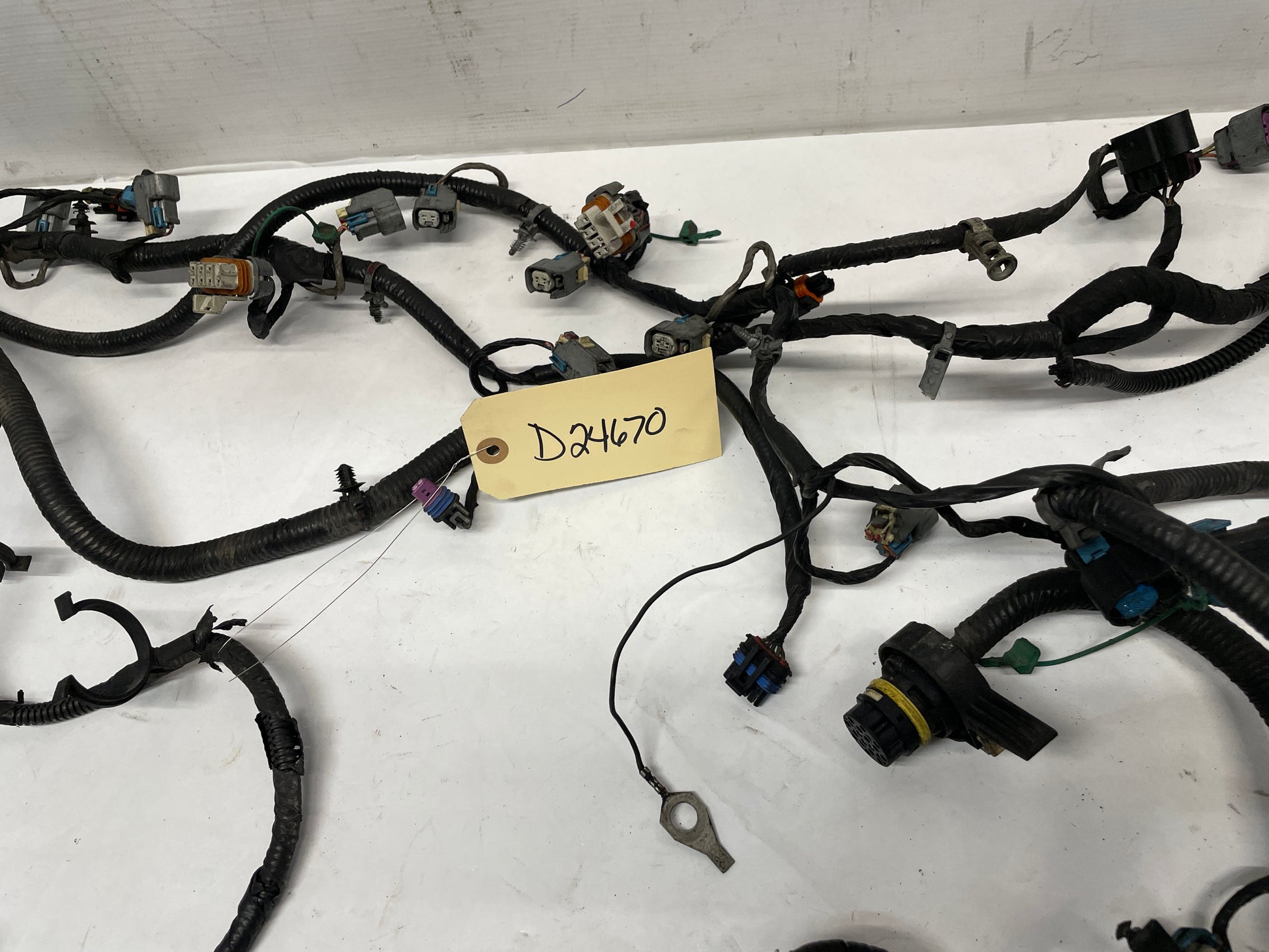 2014 Chevy SS Sedan Engine Motor Automatic Transmission Wire Wiring Harness OEM - Day's Parts Yard